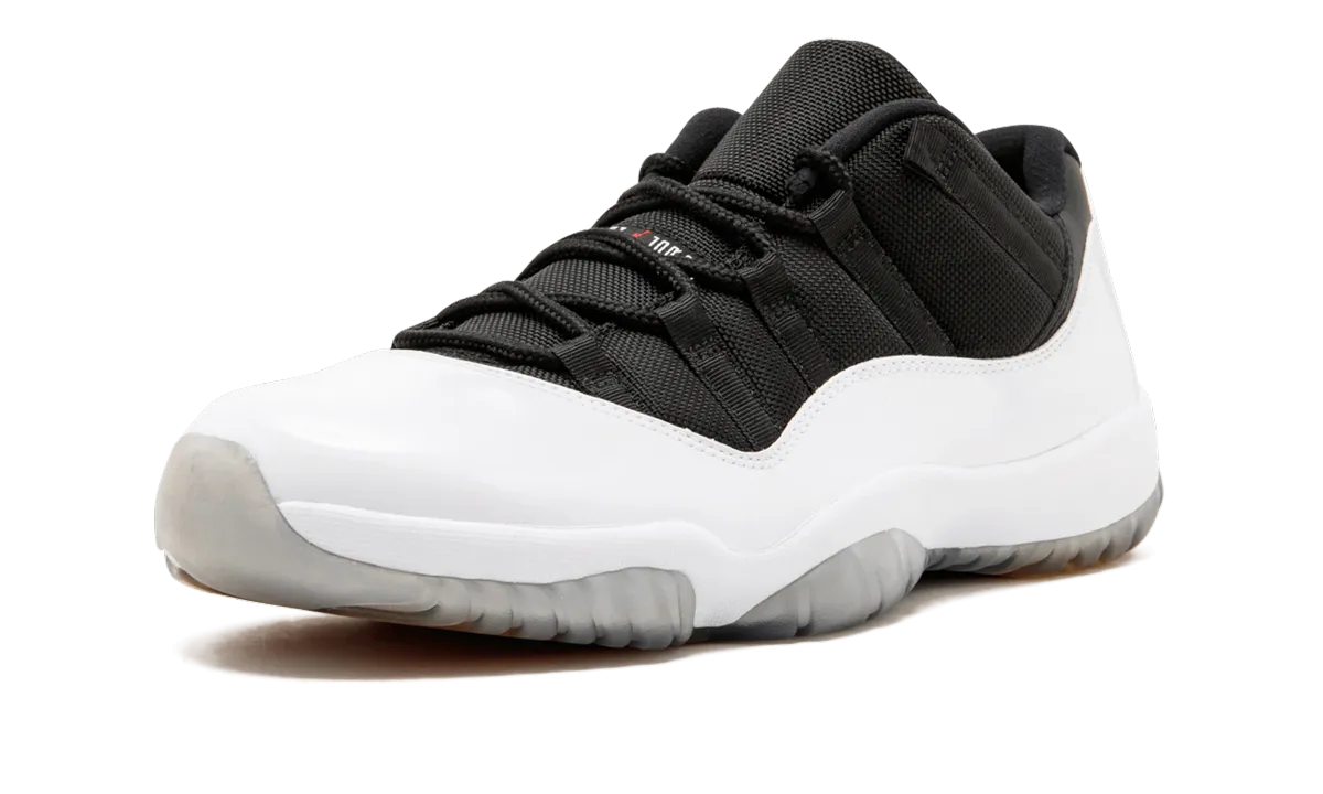 Air Jordan 11 Retro Low "Tuxedo" Grip Comfortable Support