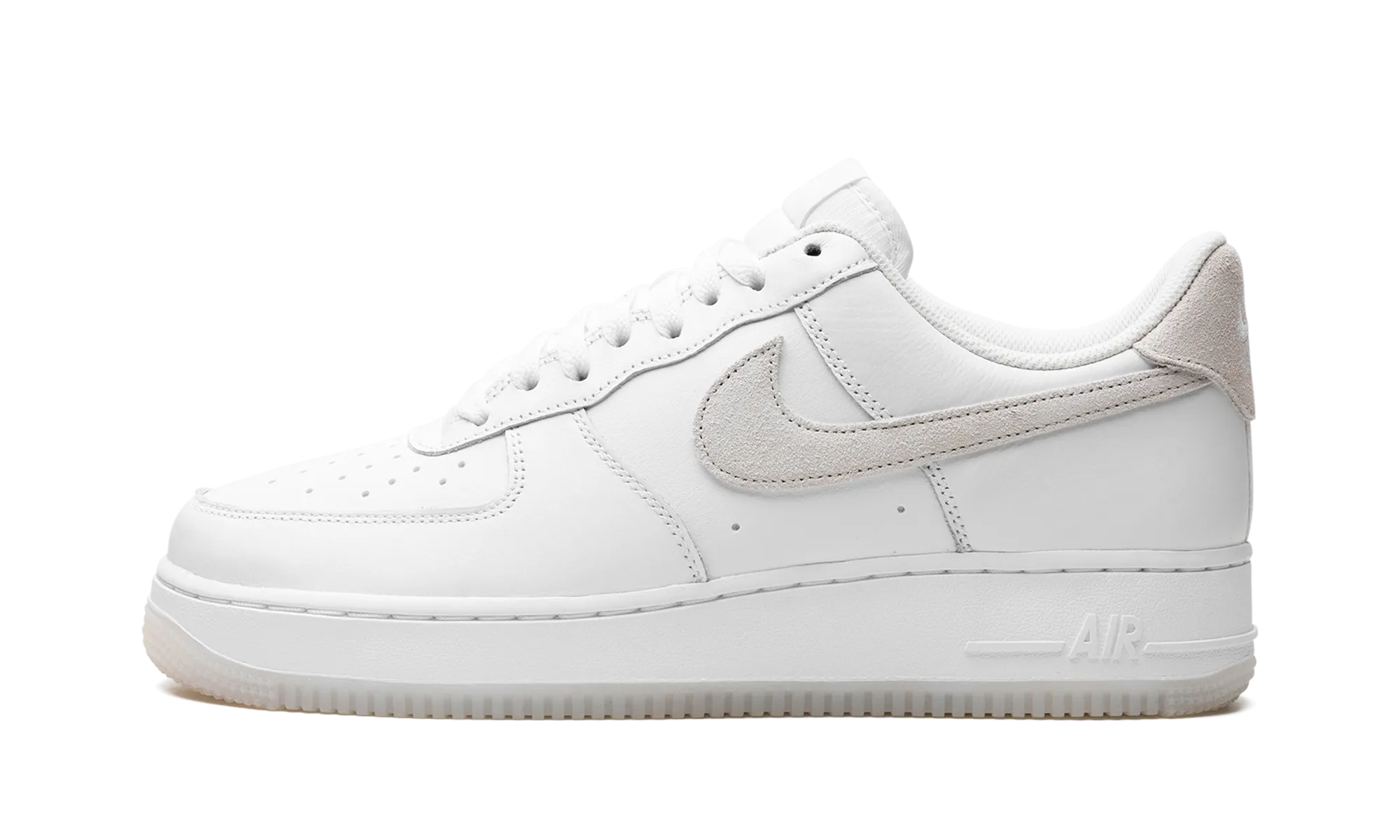 Air Force 1 '07 LV8 "Summit White" Dynamic Flex Neck