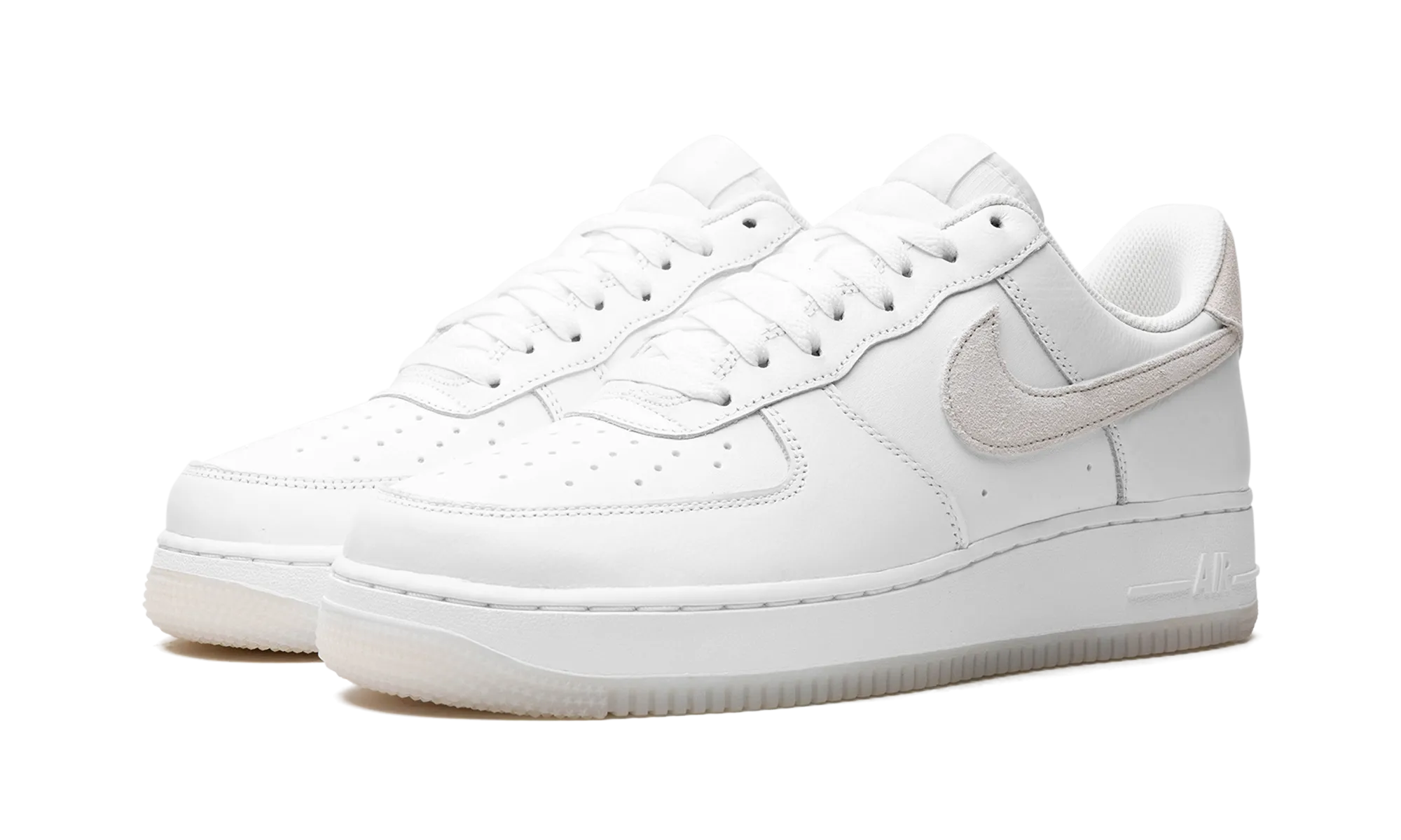 Retro Style Functional Gear Air Force 1 '07 LV8 "Summit White"