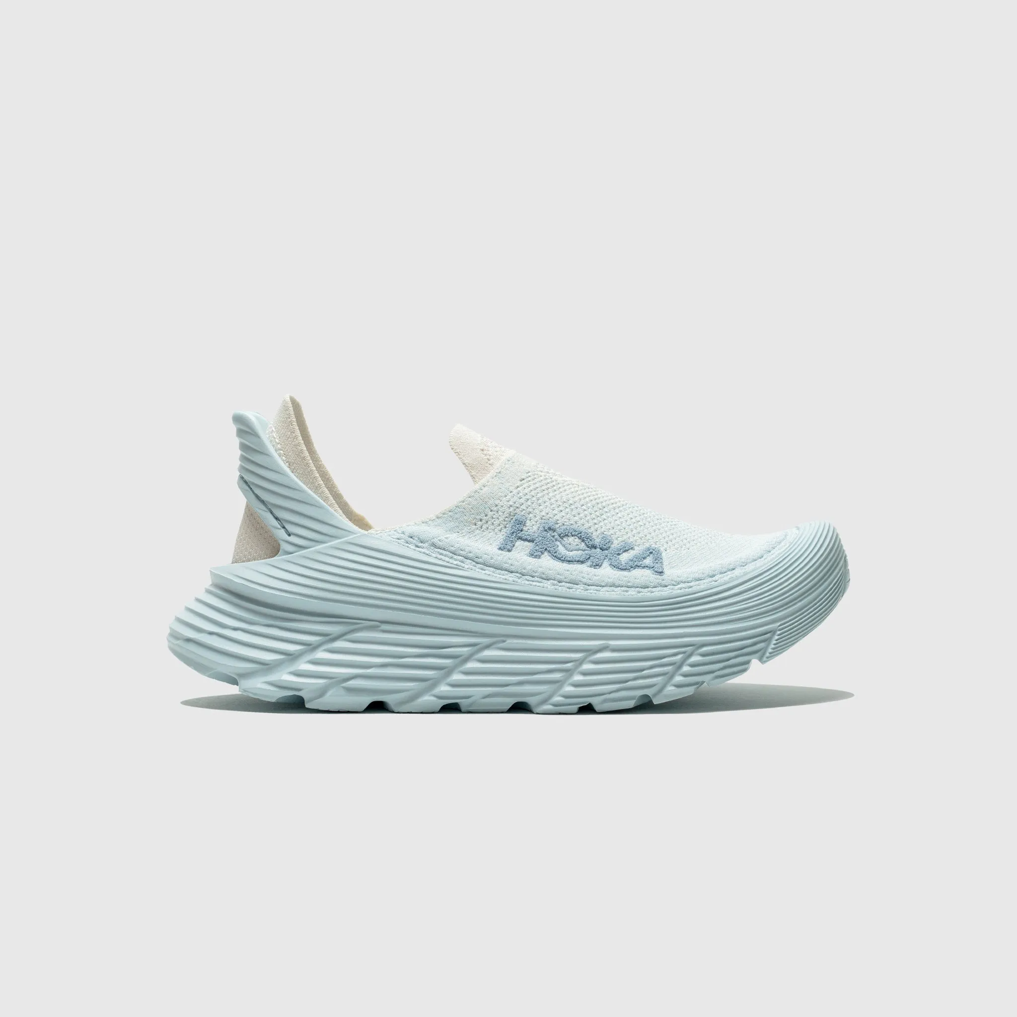 Hyper Responsive Cushioning Comfort Upper Design RESTORE TC