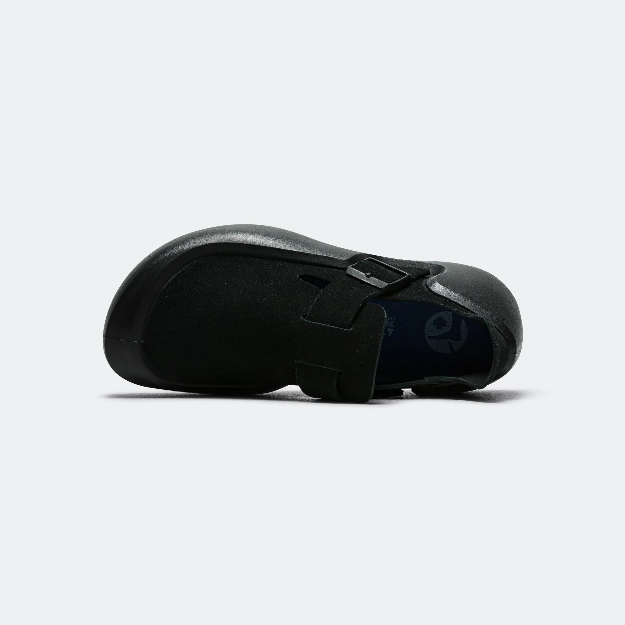 Reykjavik - Black Nubuck Leather Closed Toe Design Relaxed Style