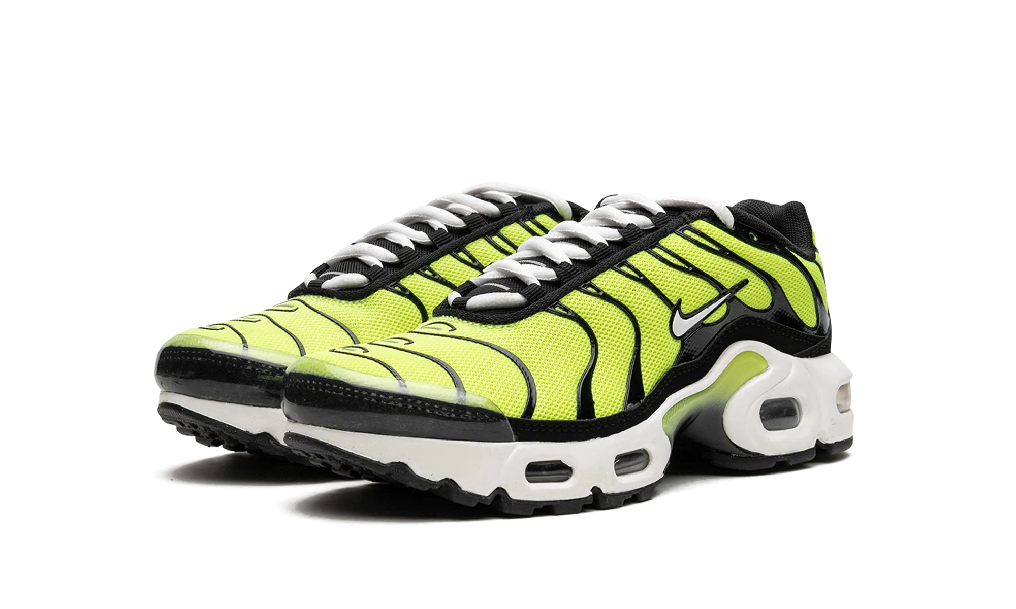running in a polar area waterproof Air Max Plus GS