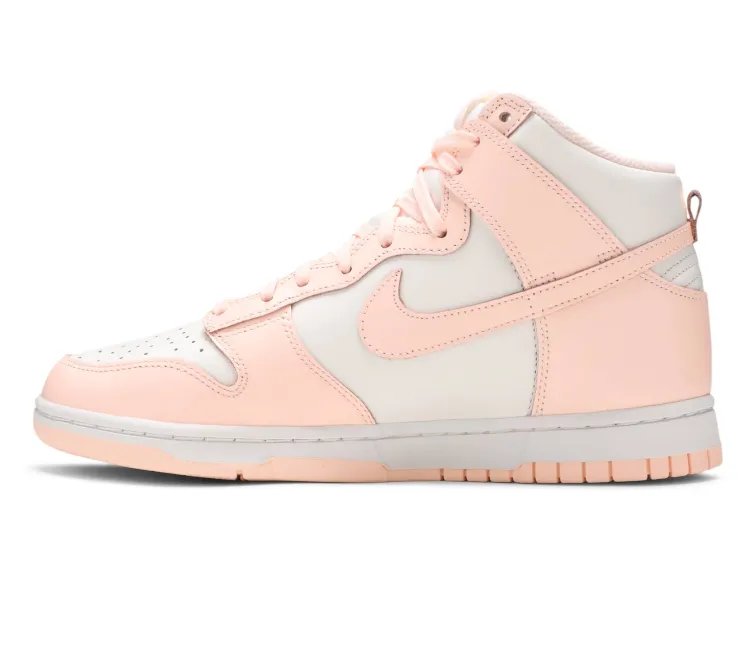 Neutral Wear Trail Walk Women's Nike Dunk High (Crimson)