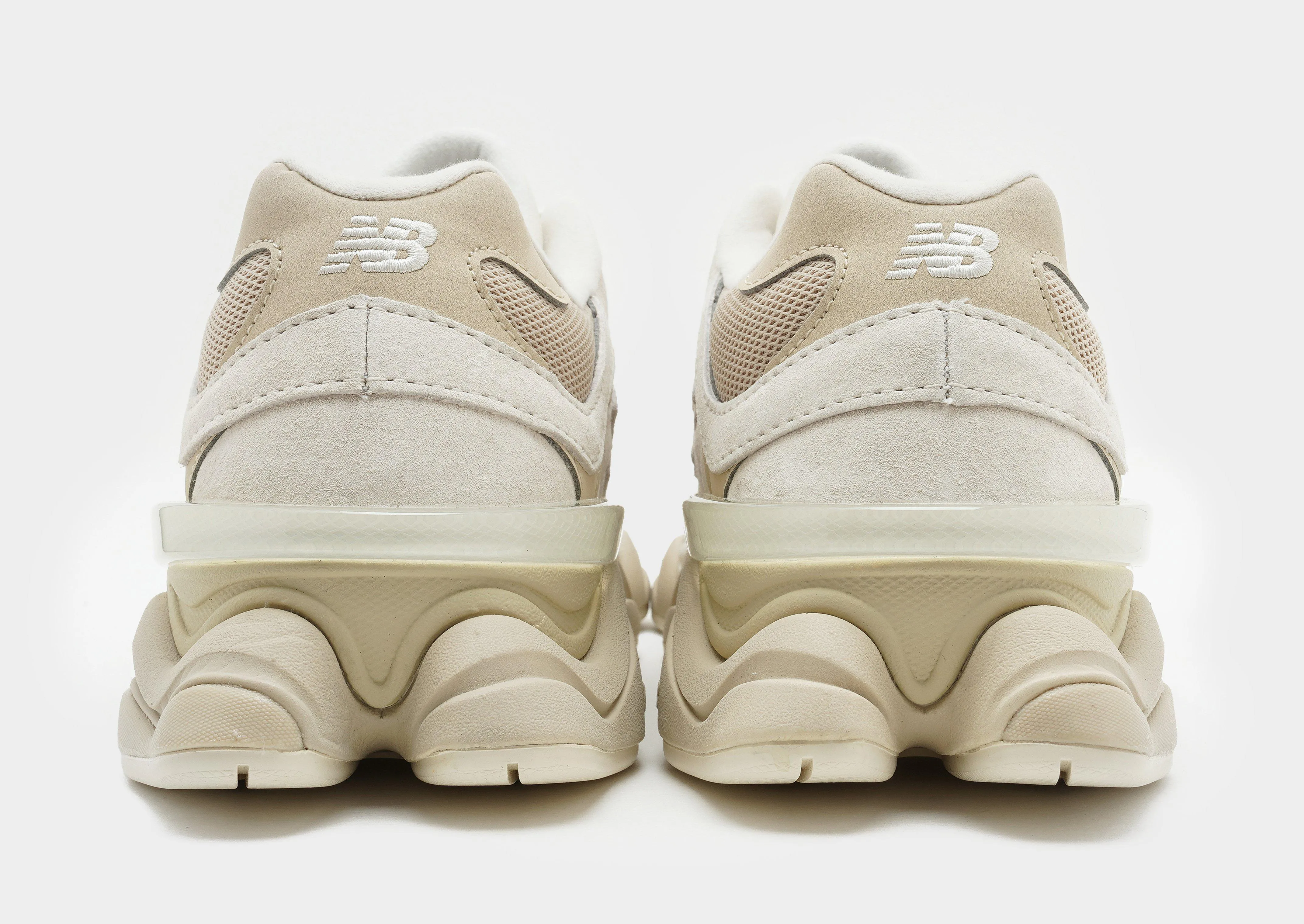 9060 Women's occasional - running option shoes