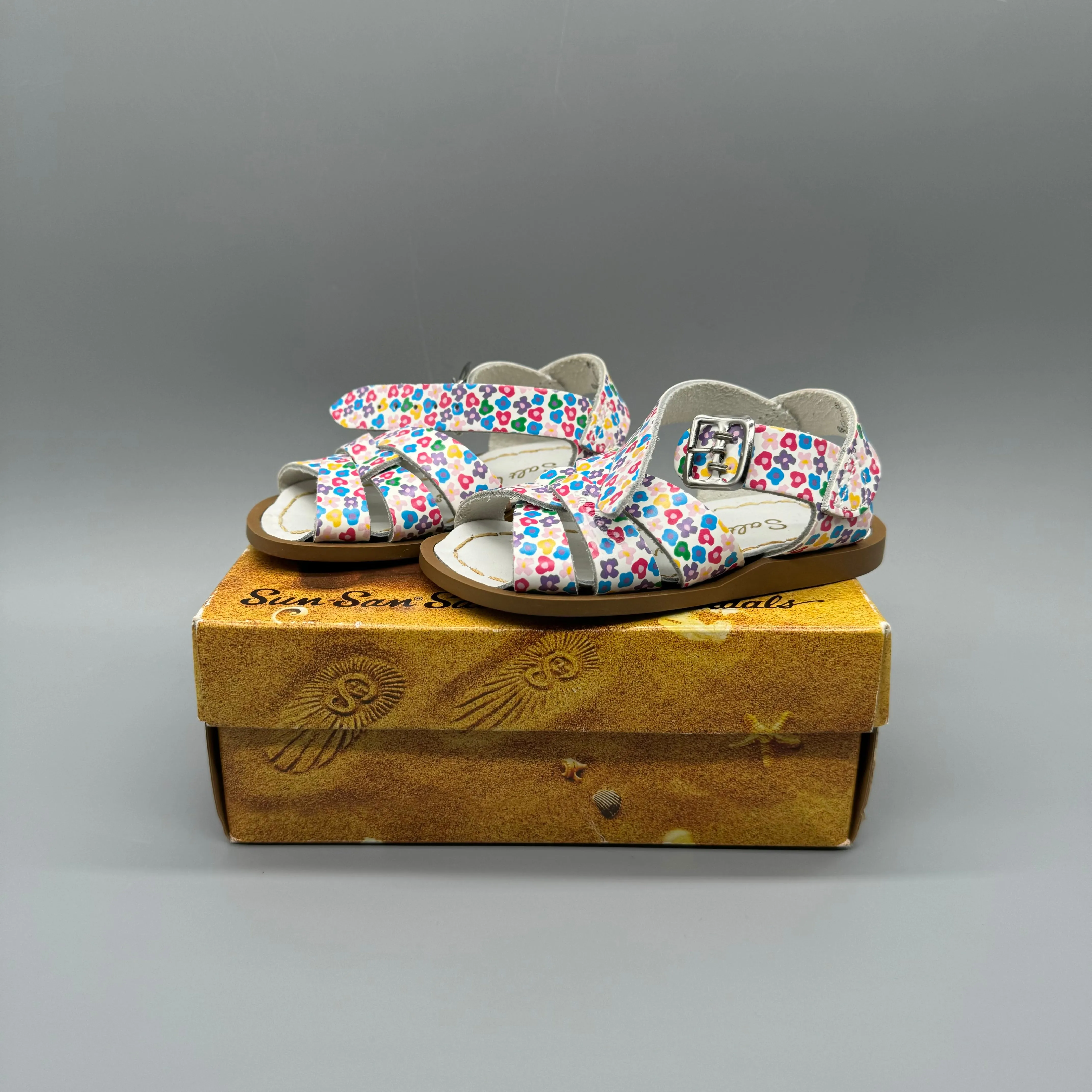All-day breathability Salt Water / Sandals / US5