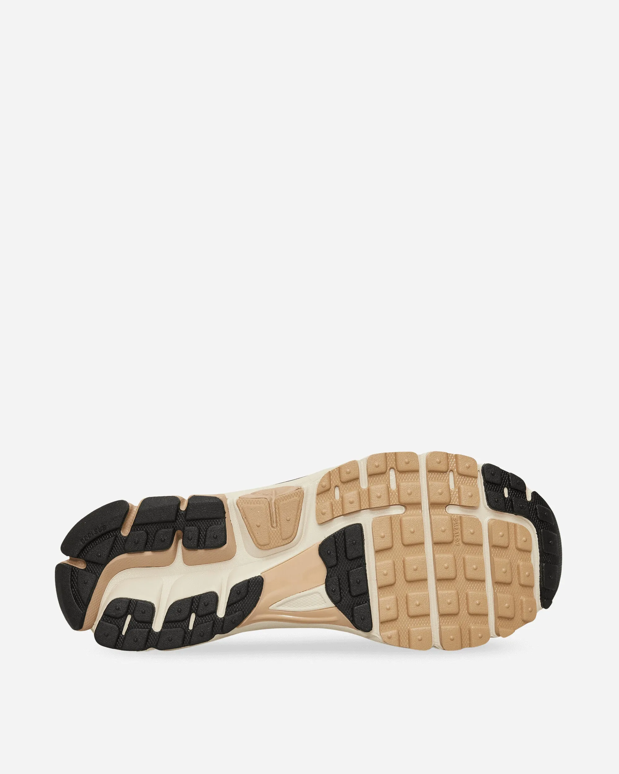 Ground Control Women's Zoom Vomero 5 Sneakers Sanddrift / Black / Hemp