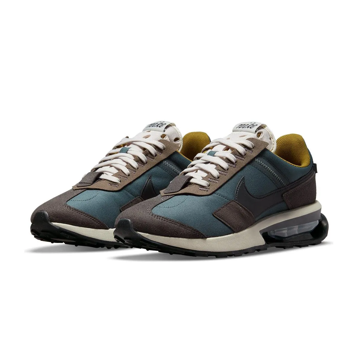 Air Max Pre-Day 'Hasta' Fashion-forward flair Slim flexibility