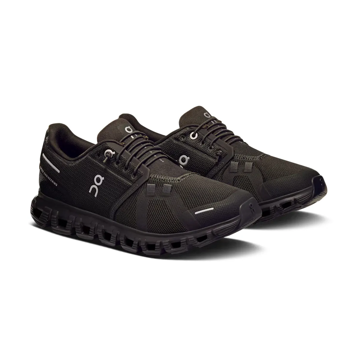 Cloud 6 'Black' Classy silhouette