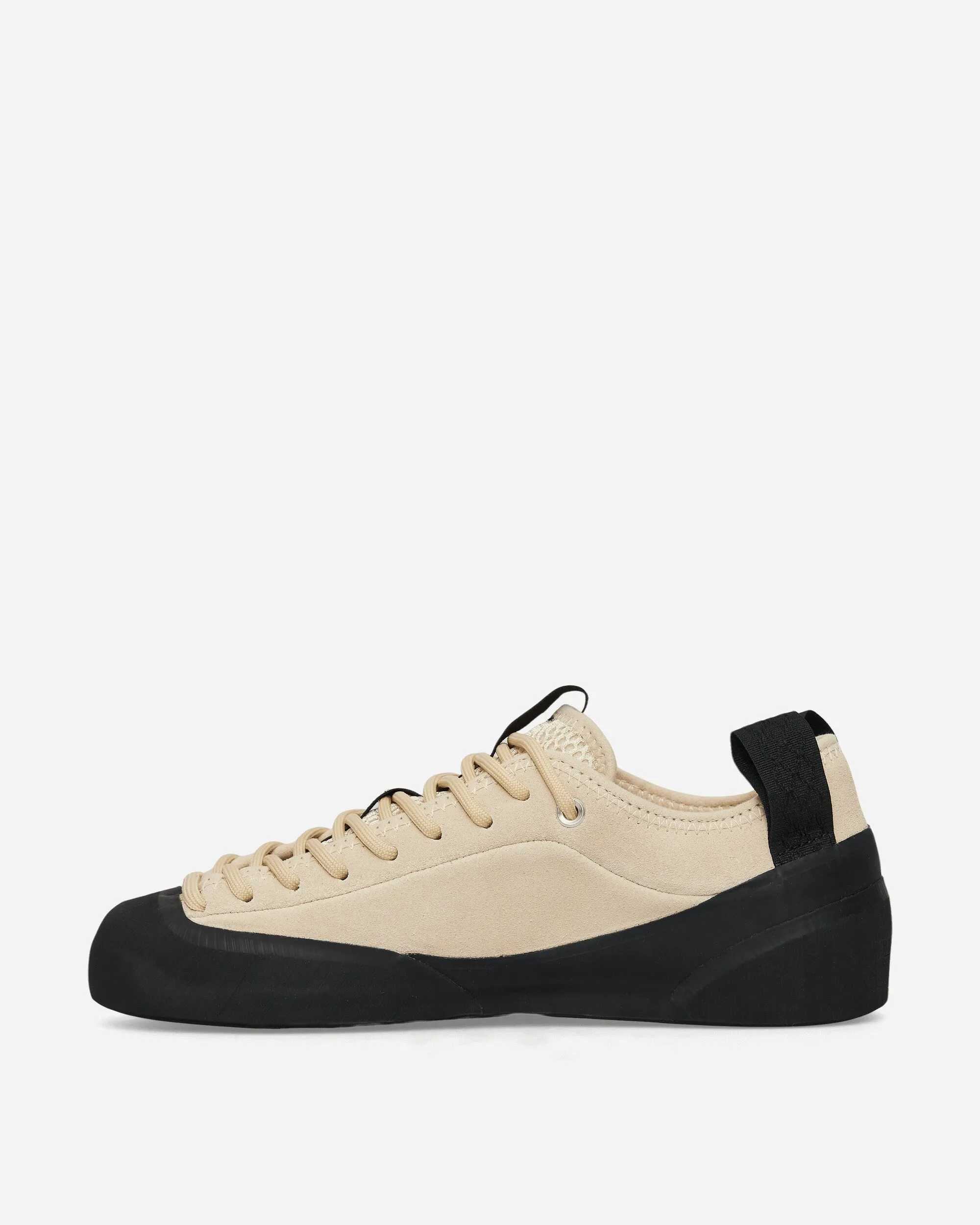 1.00PM Sneakers Cream Beige / Natural Black Flexible Arch