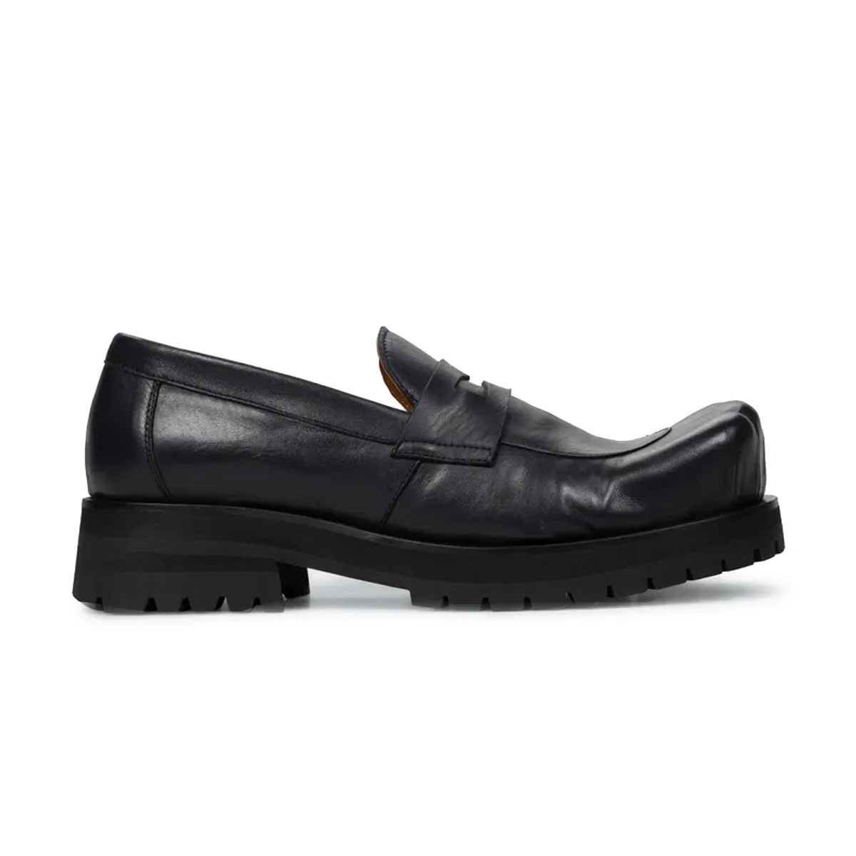 Sheathed Moccasin Moggies 'Black' Fitted Design