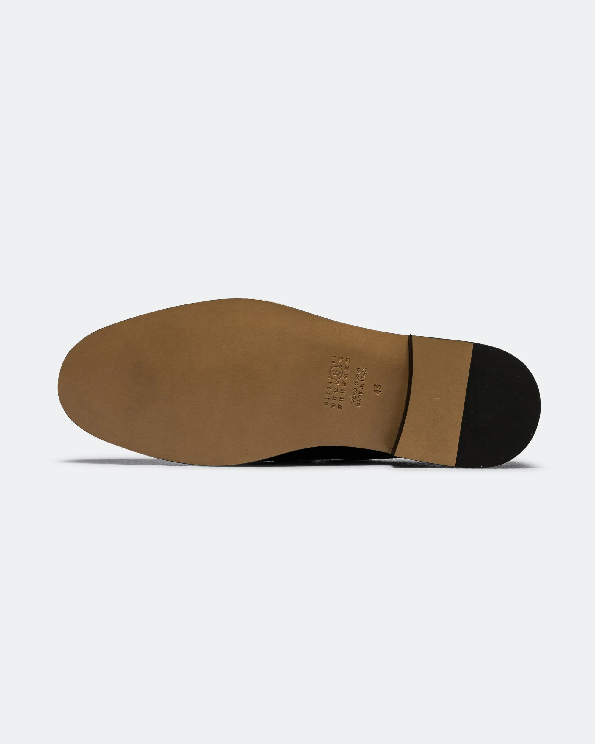 Chic Vacation Flats Shiny Leather Slipper - Black