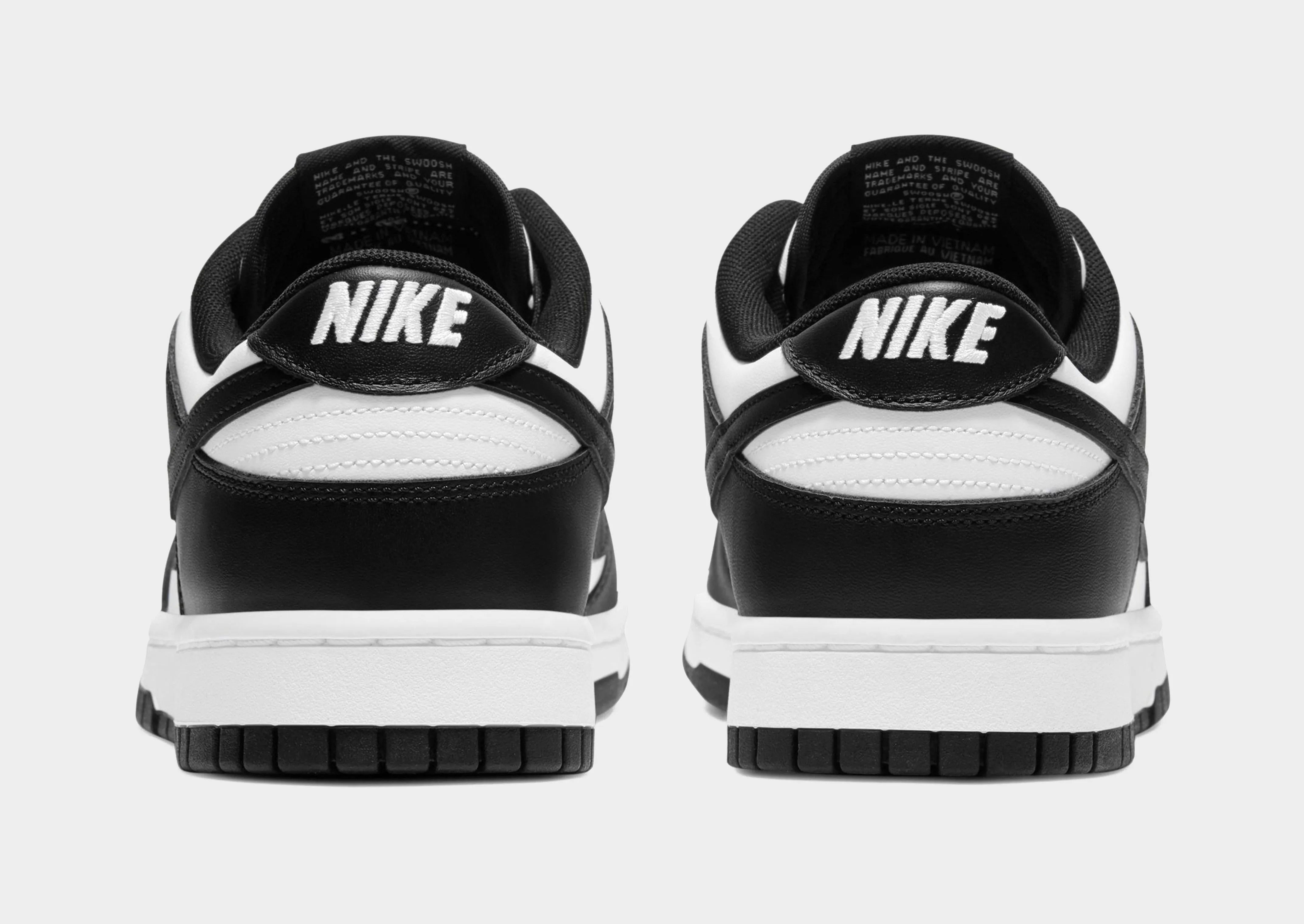 Chase Step Easy To Clean Dunk Low Retro