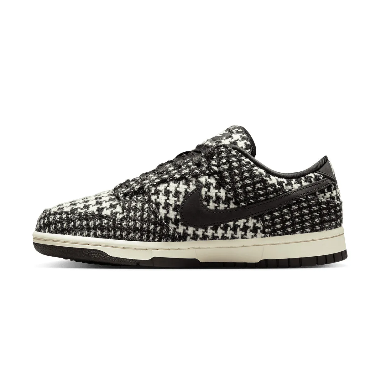   Harris Tweed Wmns Dunk Low 'Black Phantom' Trend-setting sole