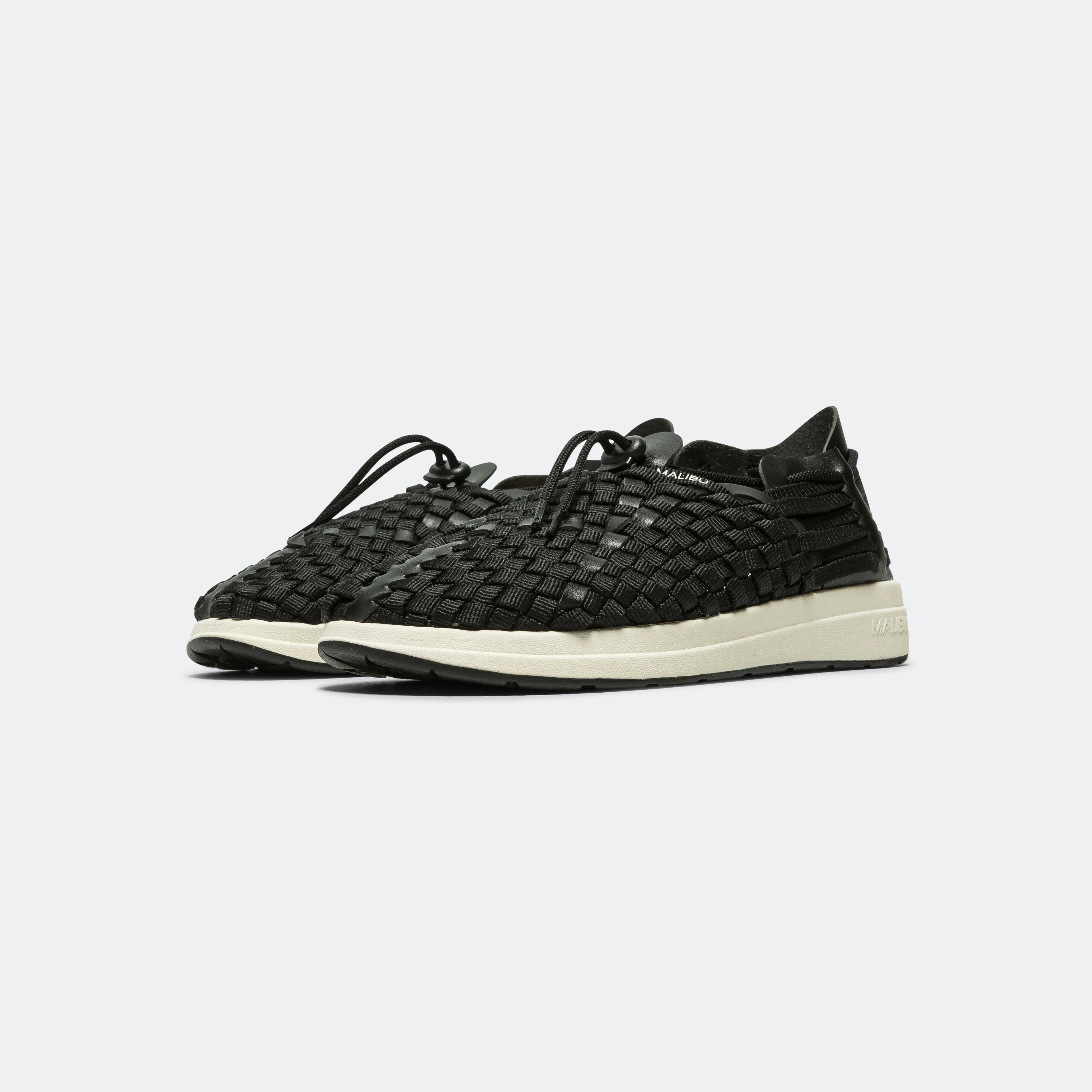 Latigo - Black/Off-White Fashionable Travel Shoes