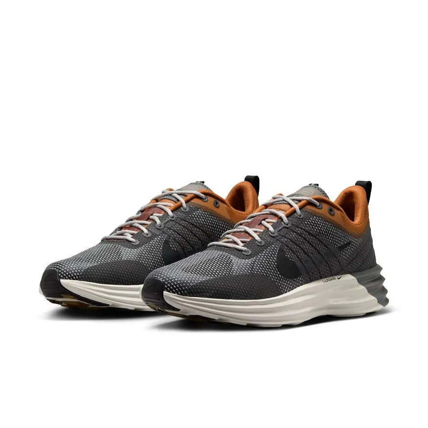 Ventilated Wet Land M Nike Lunar Roam SE FZ8116-200