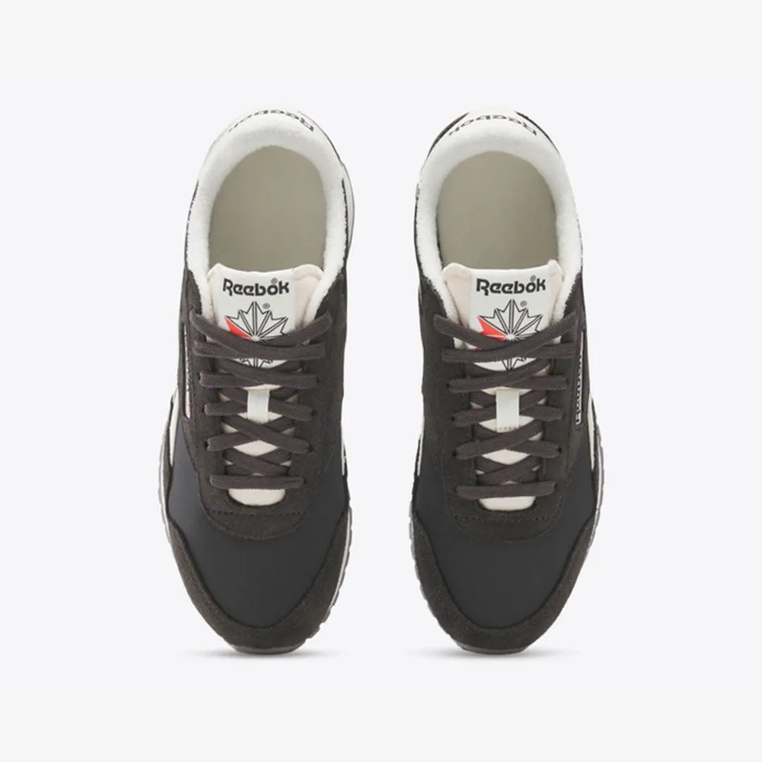 Reebok | CLASSIC AZ 'WASHED BLACK/CHALK' Obstacle course star - design shoes