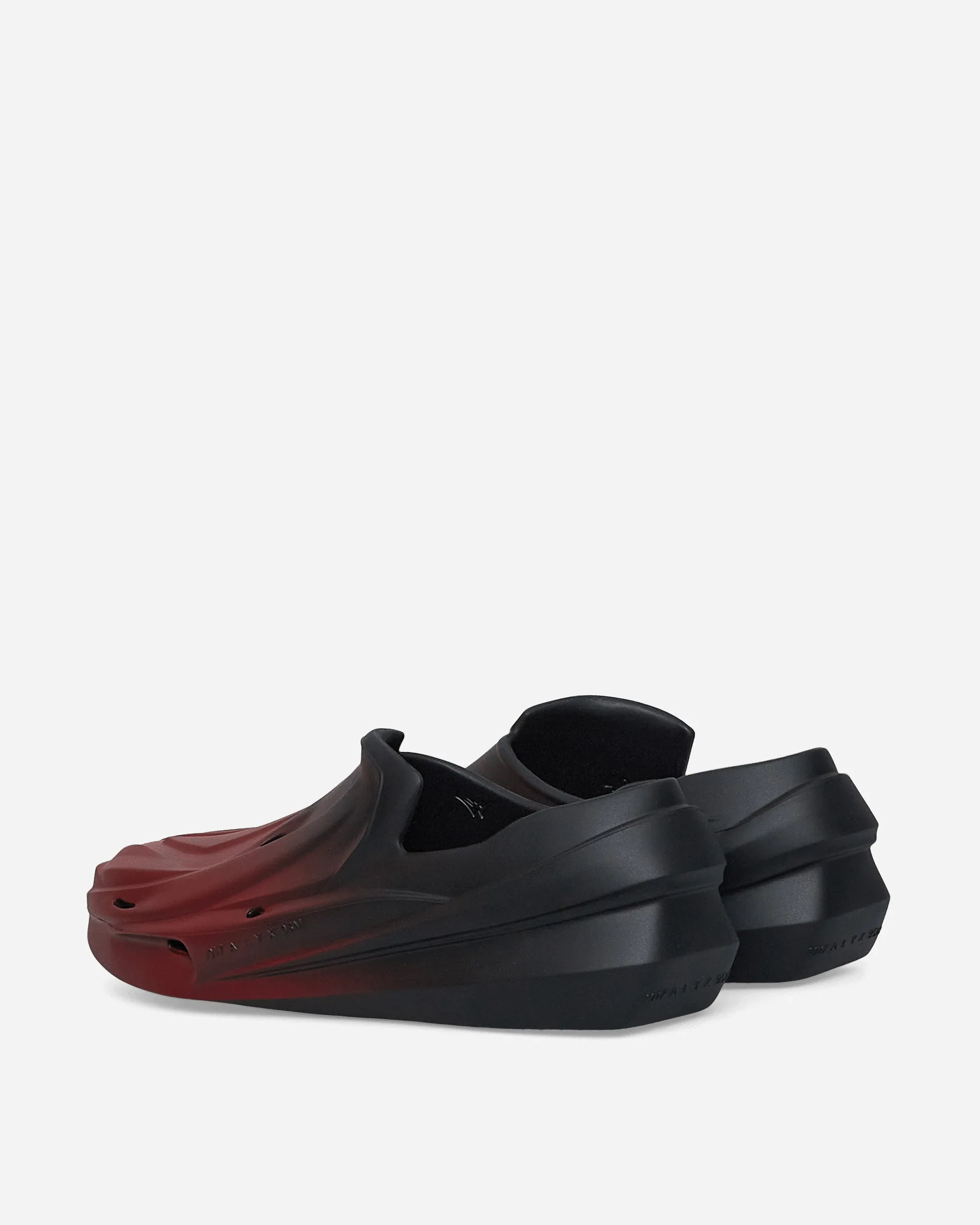 Exclusive Mono Slip On Red Minimalist Style