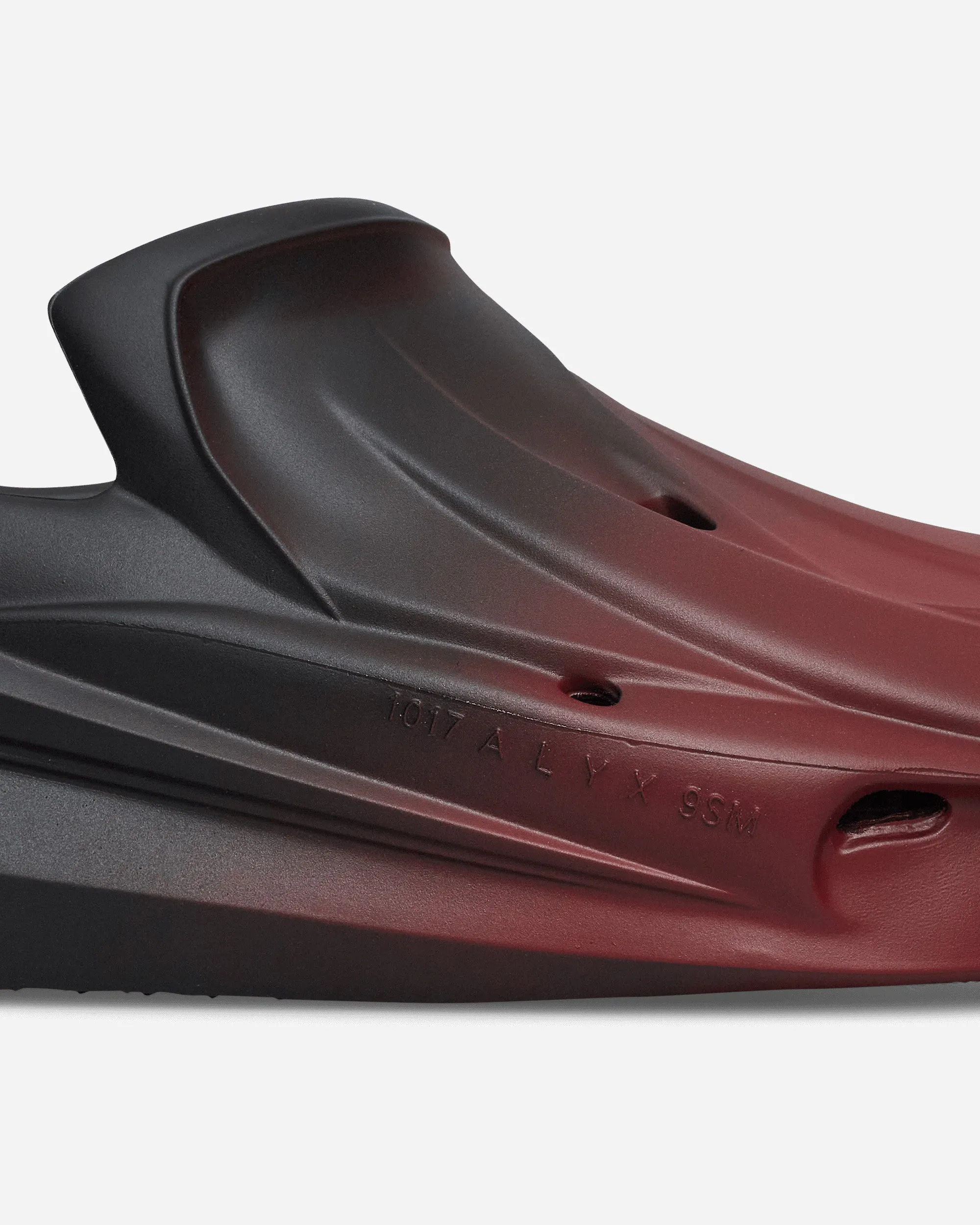 Exclusive Mono Slip On Red Multi-functional breathability Recycled Polyester Blend