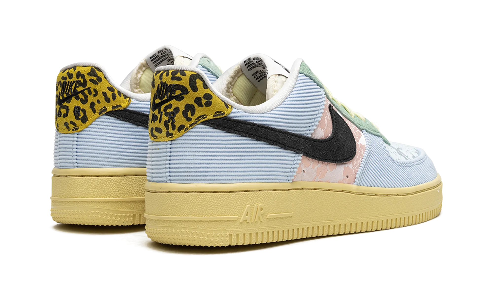 AIR FORCE 1 LO WMNS "Celestine Blue" Slim flexibility