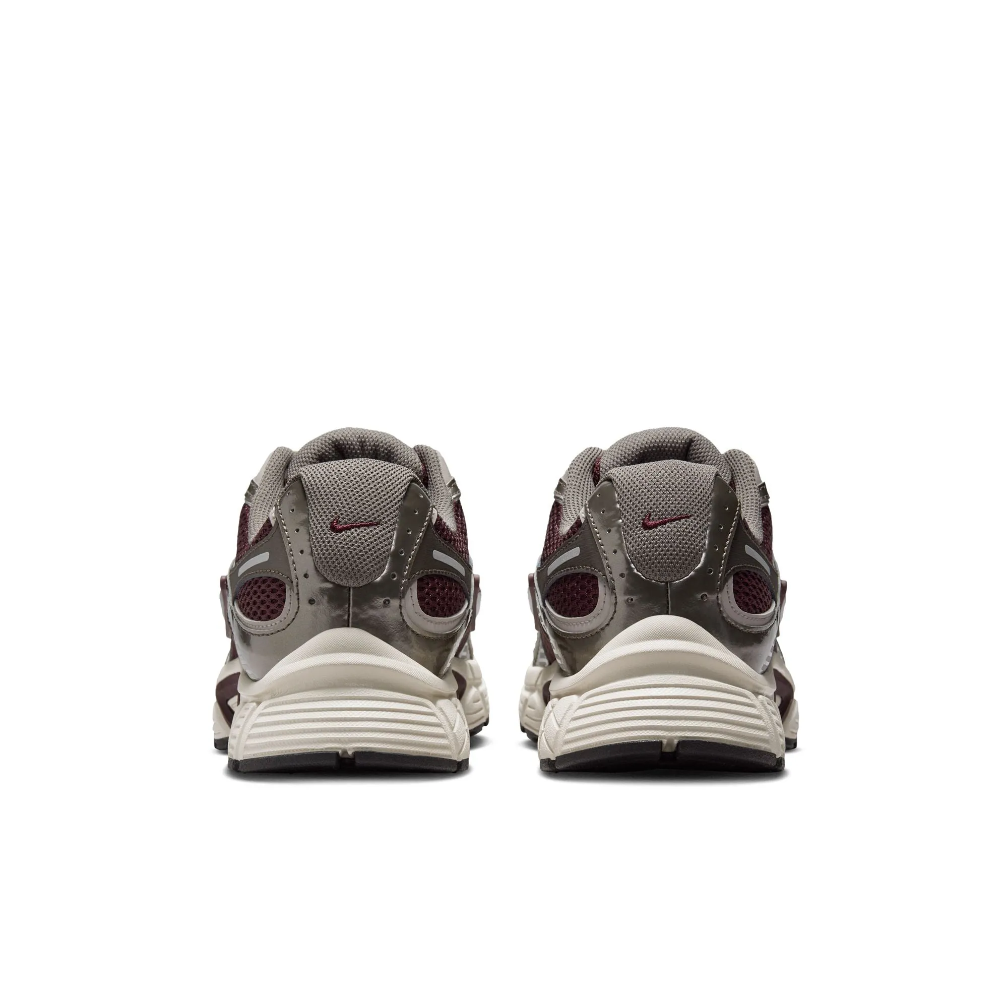 M Nike V5 RNR HJ5228-600 Ultra Light Hiking Trails Queen Fit