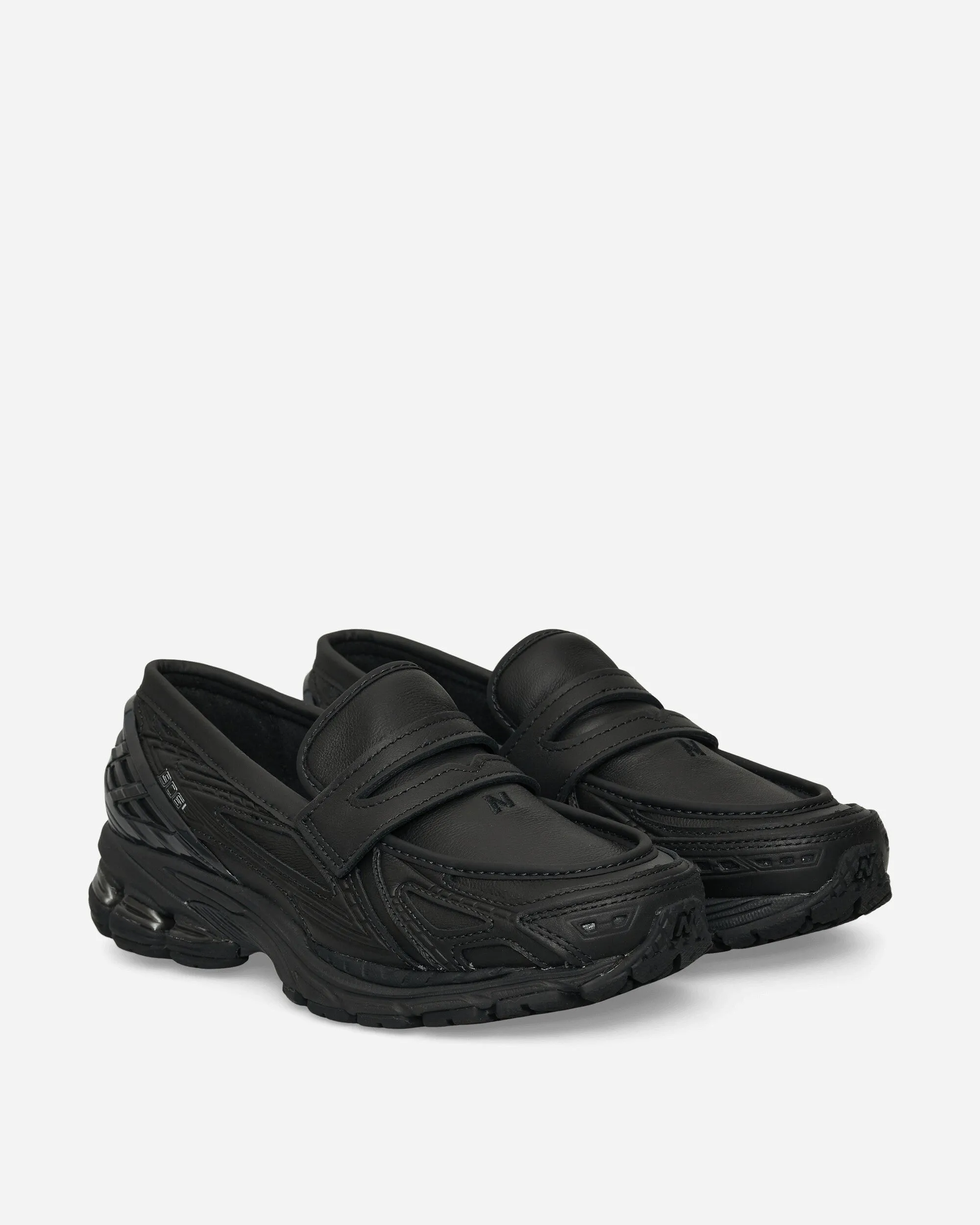 1906L Sneakers Black Endurance Ready Anatomical Shape Design