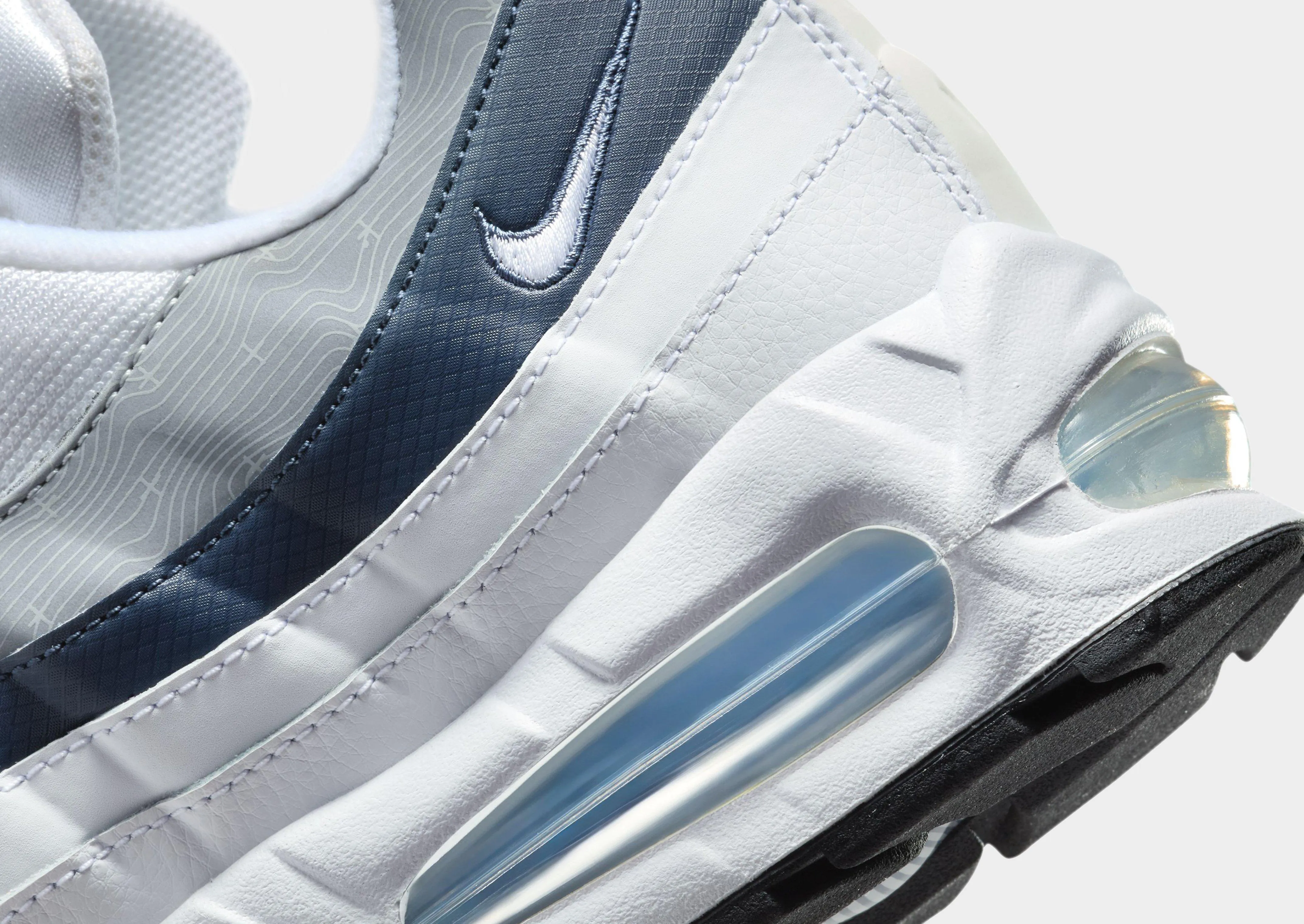 Air Max 95 lace up closure