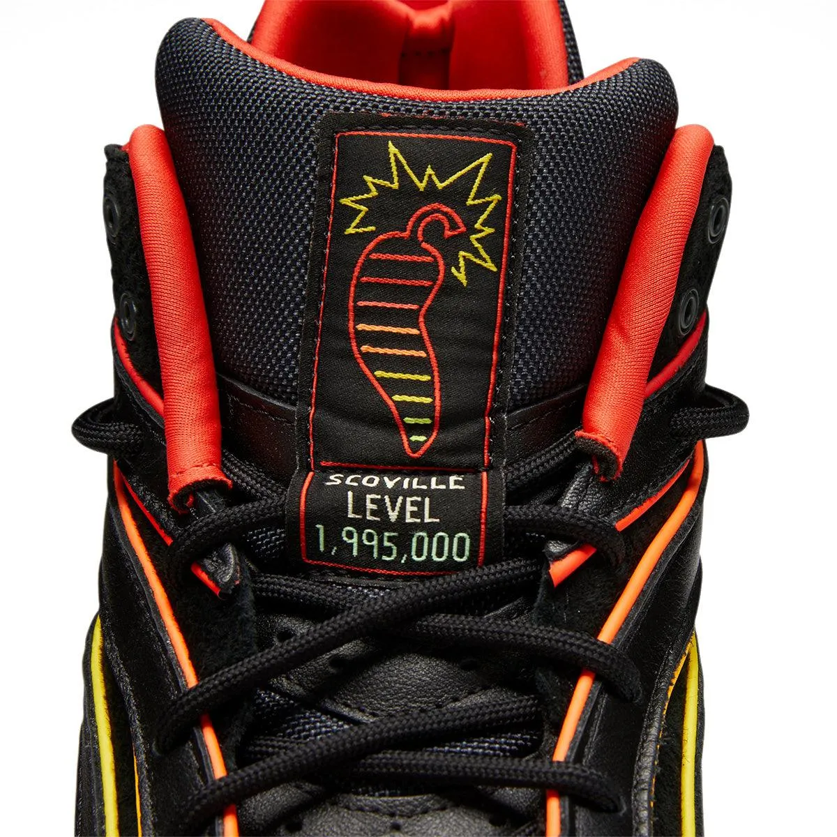 Maximum look   Hot Ones Shaqnosis