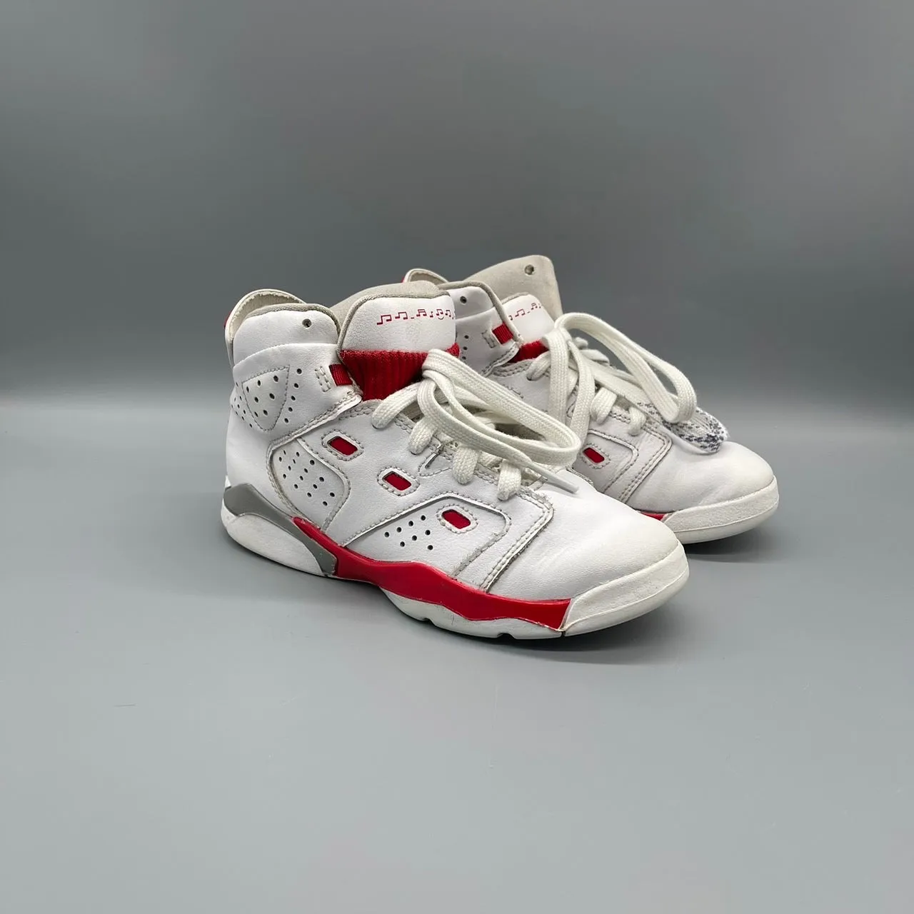Nike / Air Jordan 7 / Runner / US13 Lace Closure