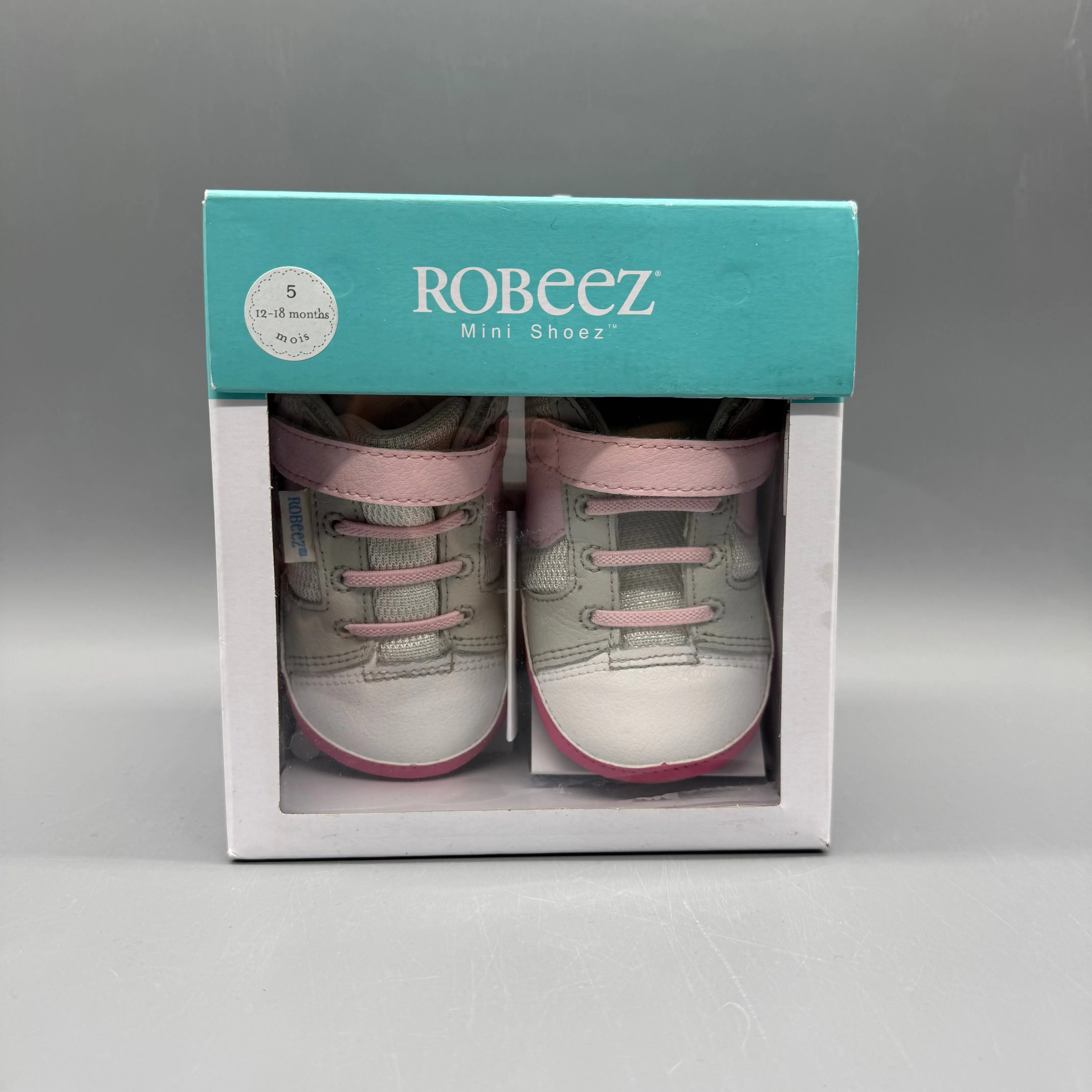 Unbeatable flexibility All-purpose fit Robeez / Running Shoes / US5