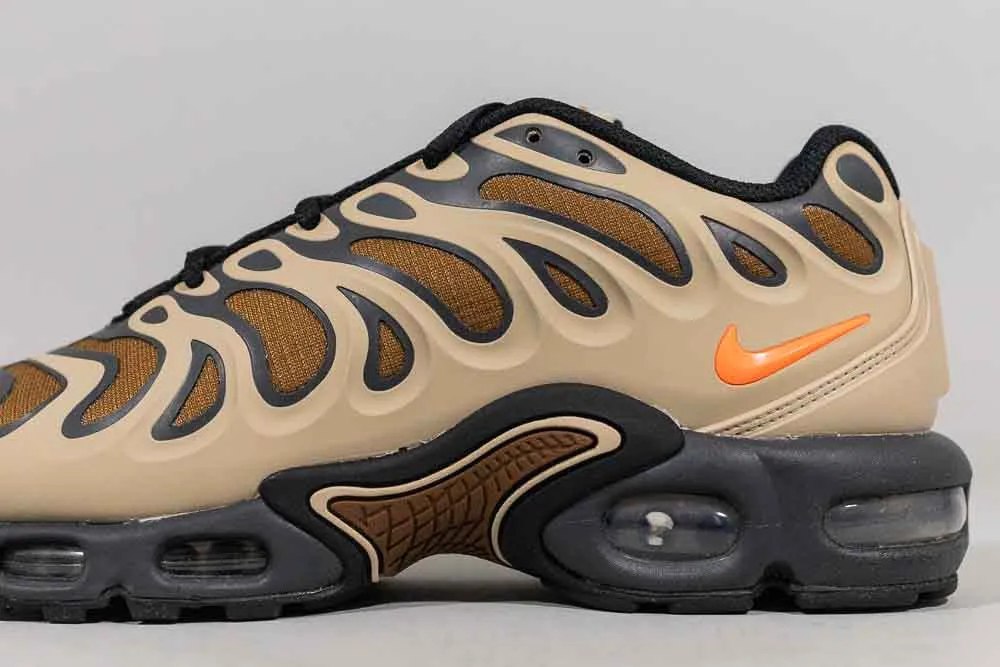 loose - fit shoes professional athlete shoes Nike Air Max Plus Drift 'Khaki'