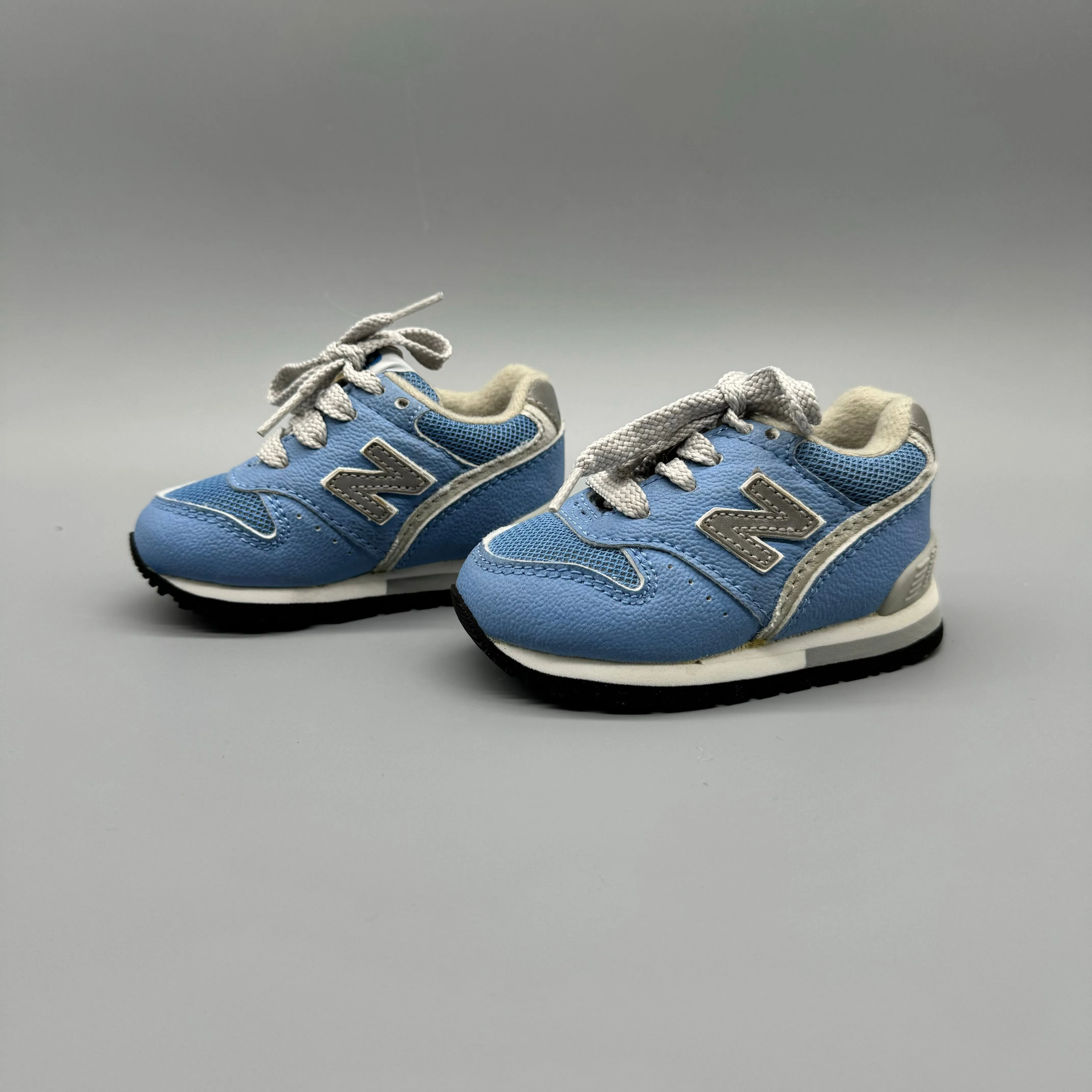 New Balance / Model 996 / Runner / US3 Distinctive