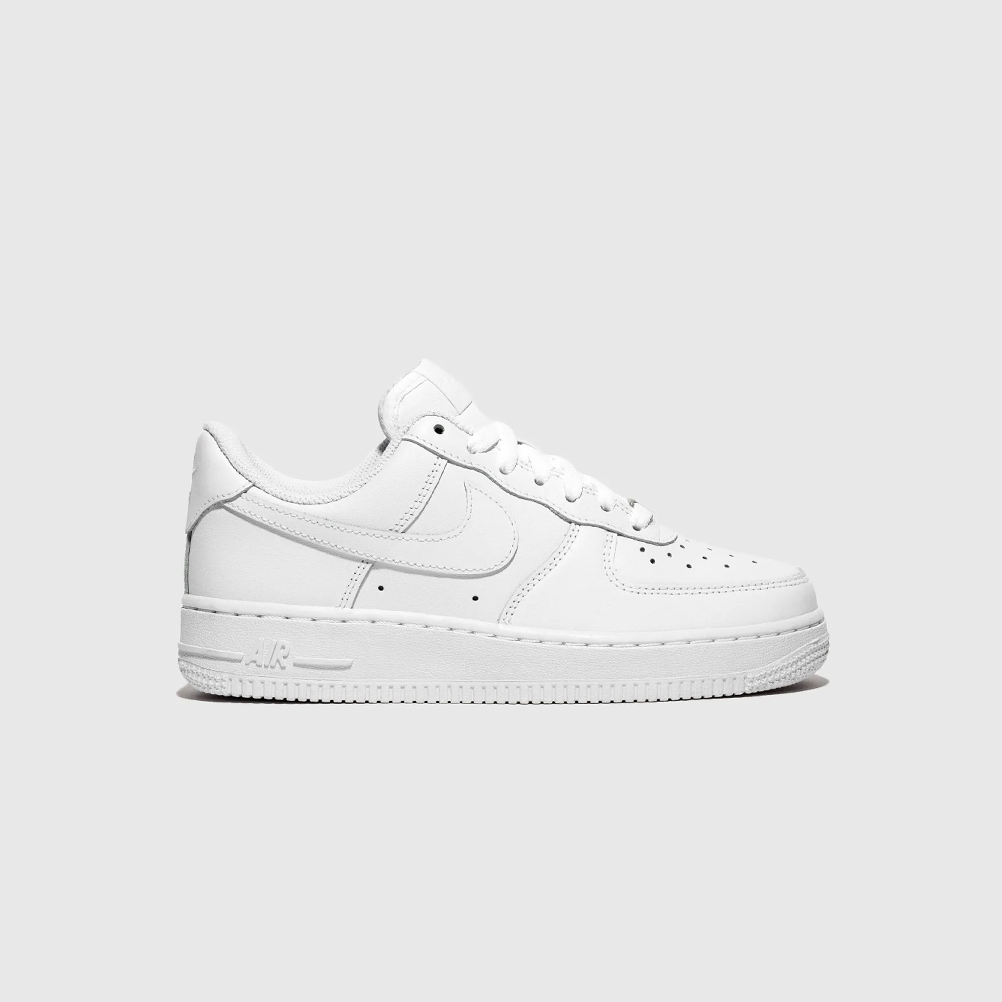 AIR FORCE 1 '07 "TRIPLE WHITE" Easy Comfort