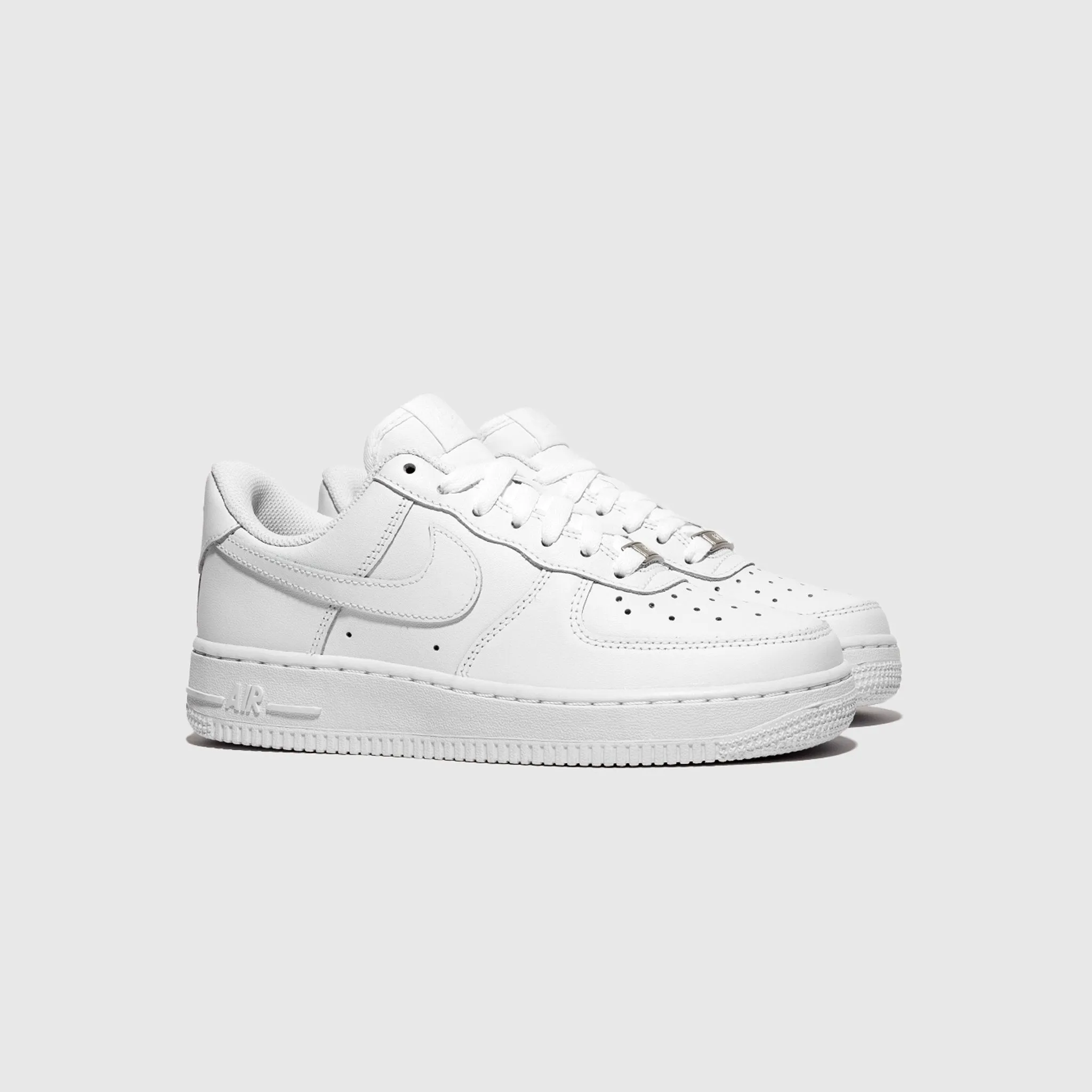 Cloud Support Tear Resistant AIR FORCE 1 '07 "TRIPLE WHITE"