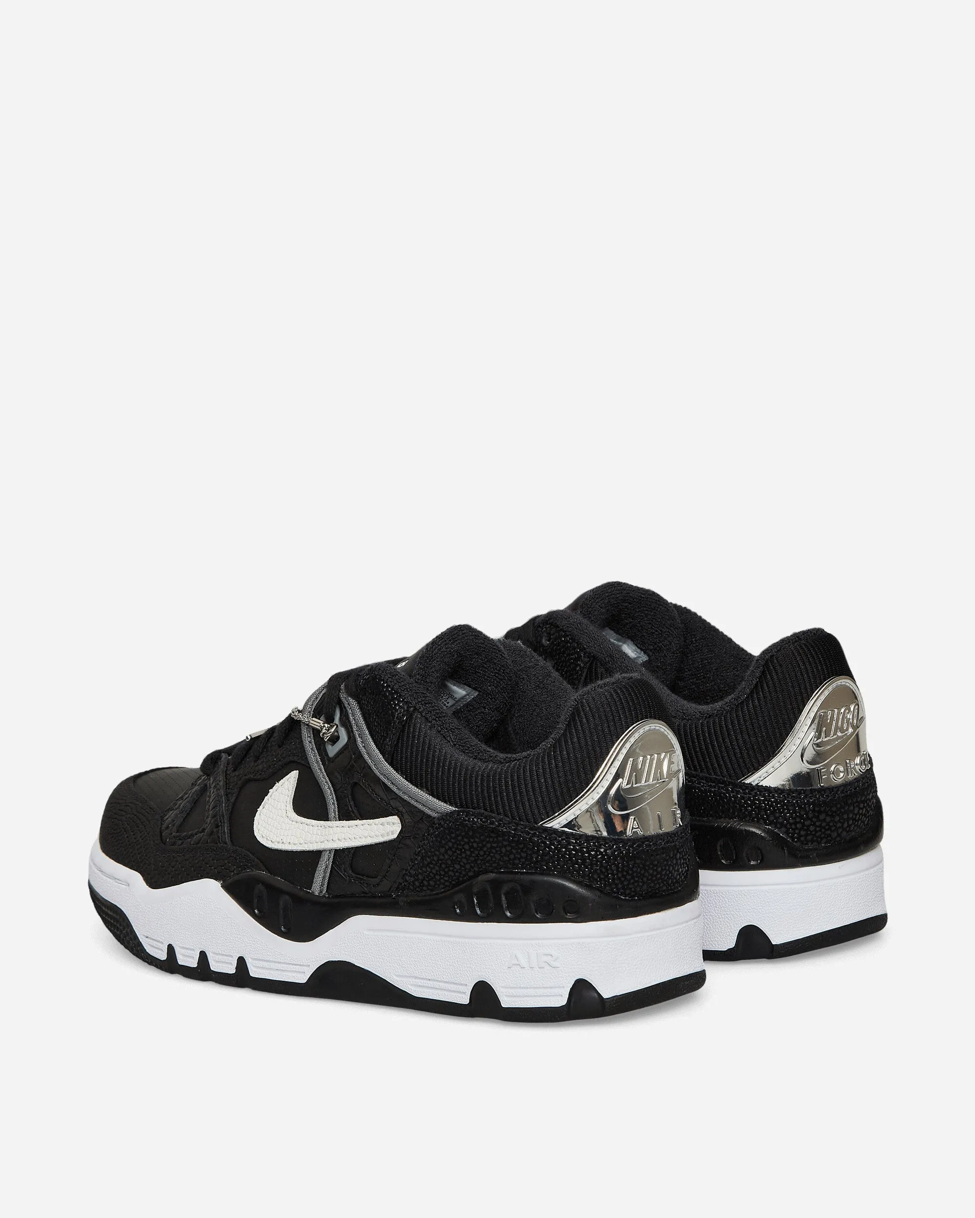 NIGO Air Force 3 Low Sneakers Black / White Casual Look