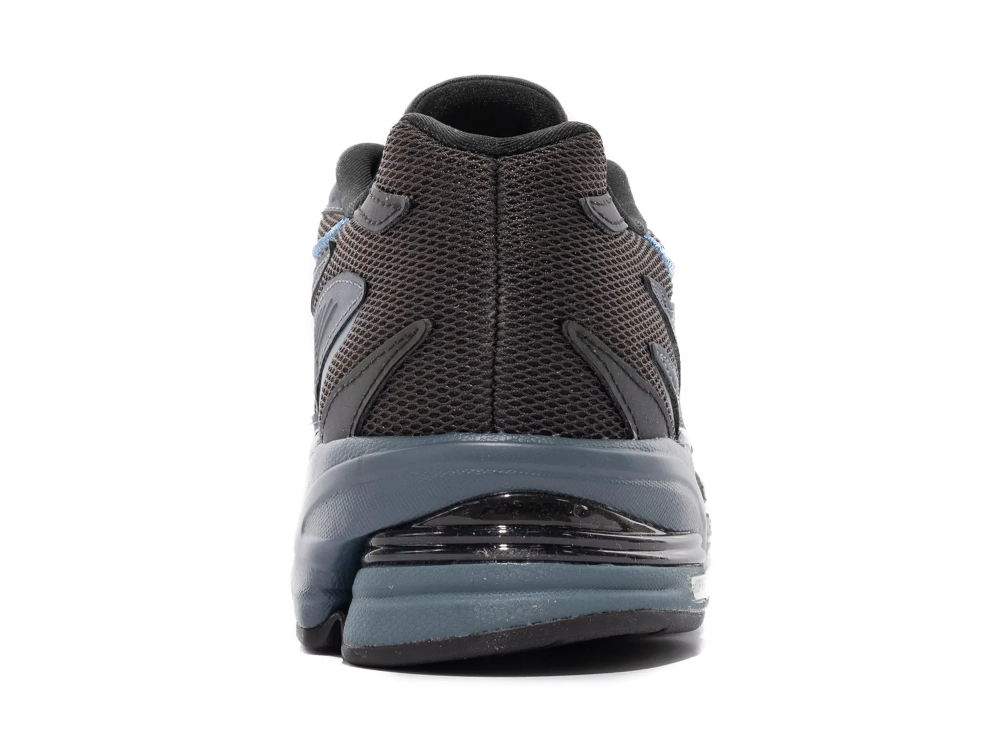 Pose Ready Adidas Orketro