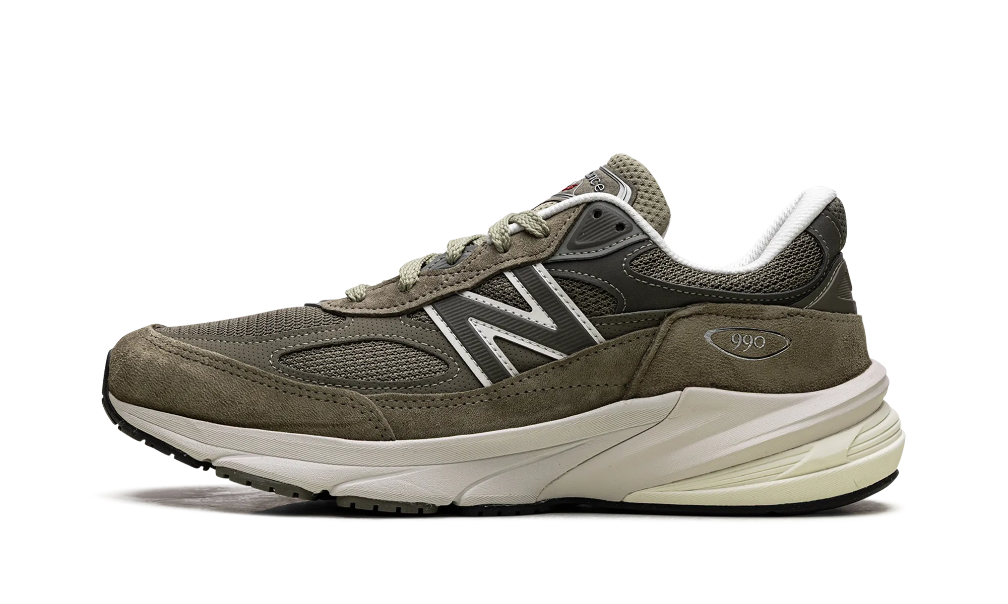 half - size available shoes 990v6 "True Camo"