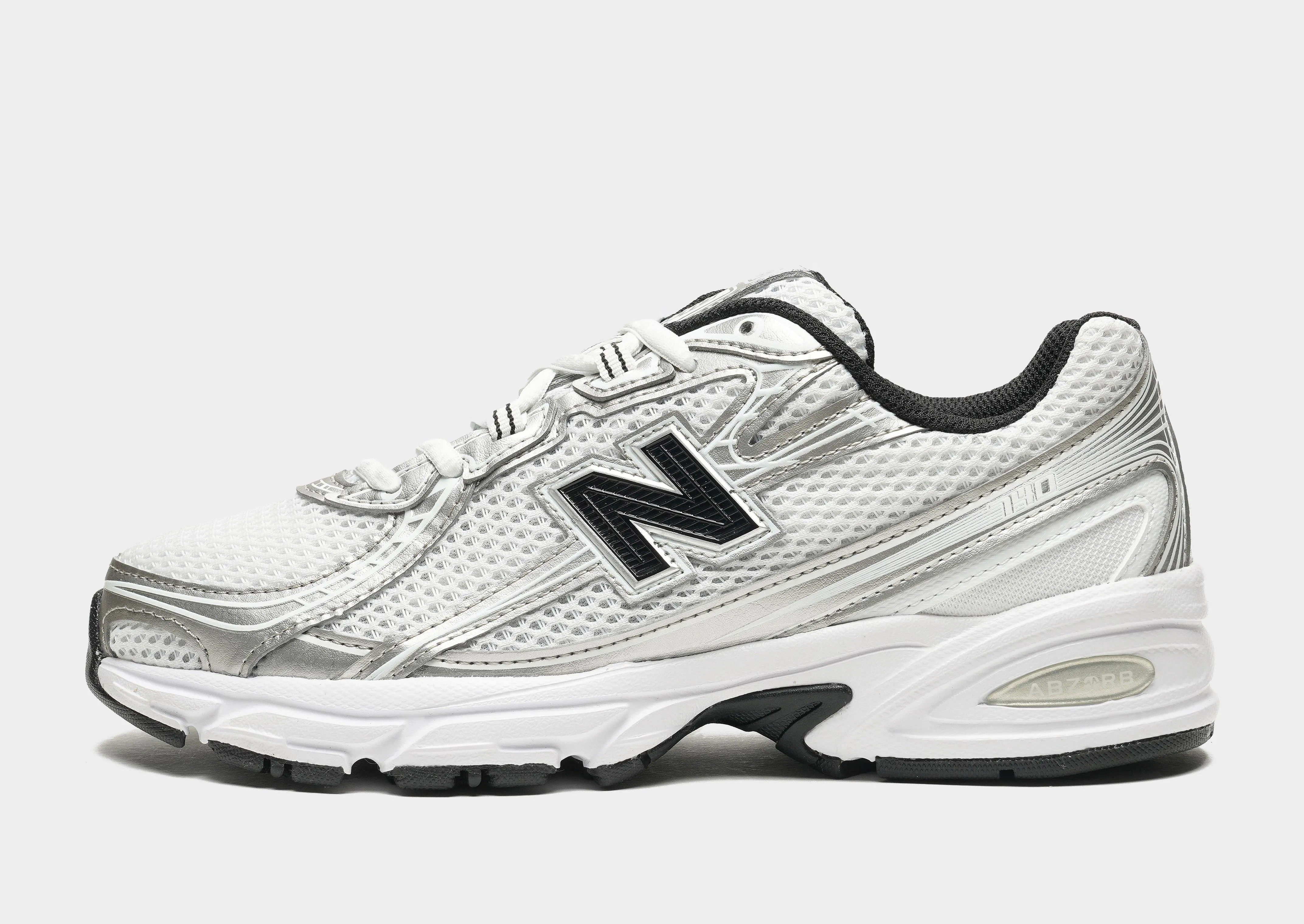aerobic footwear 740