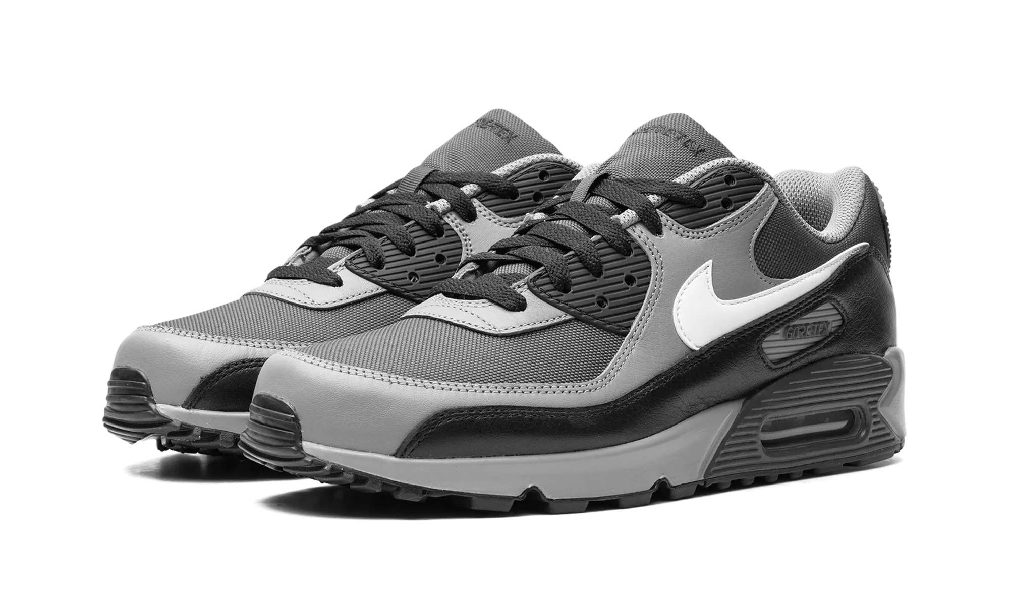 Air Max 90 GORE-TEX "Dark Smoke Grey" running in a metal bridge area shoes