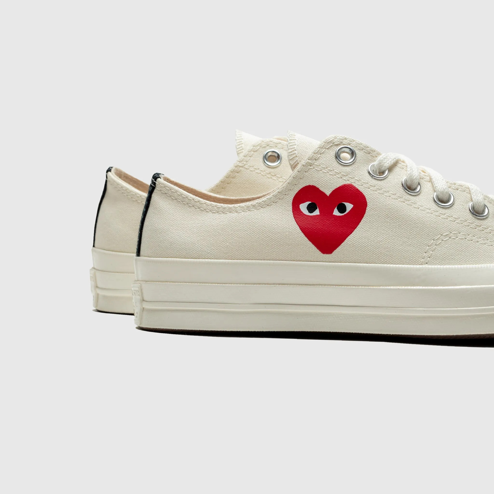 Simple Wear CHUCK TAYLOR ALL-STAR '70 LOW "MILK SINGLE HEART"