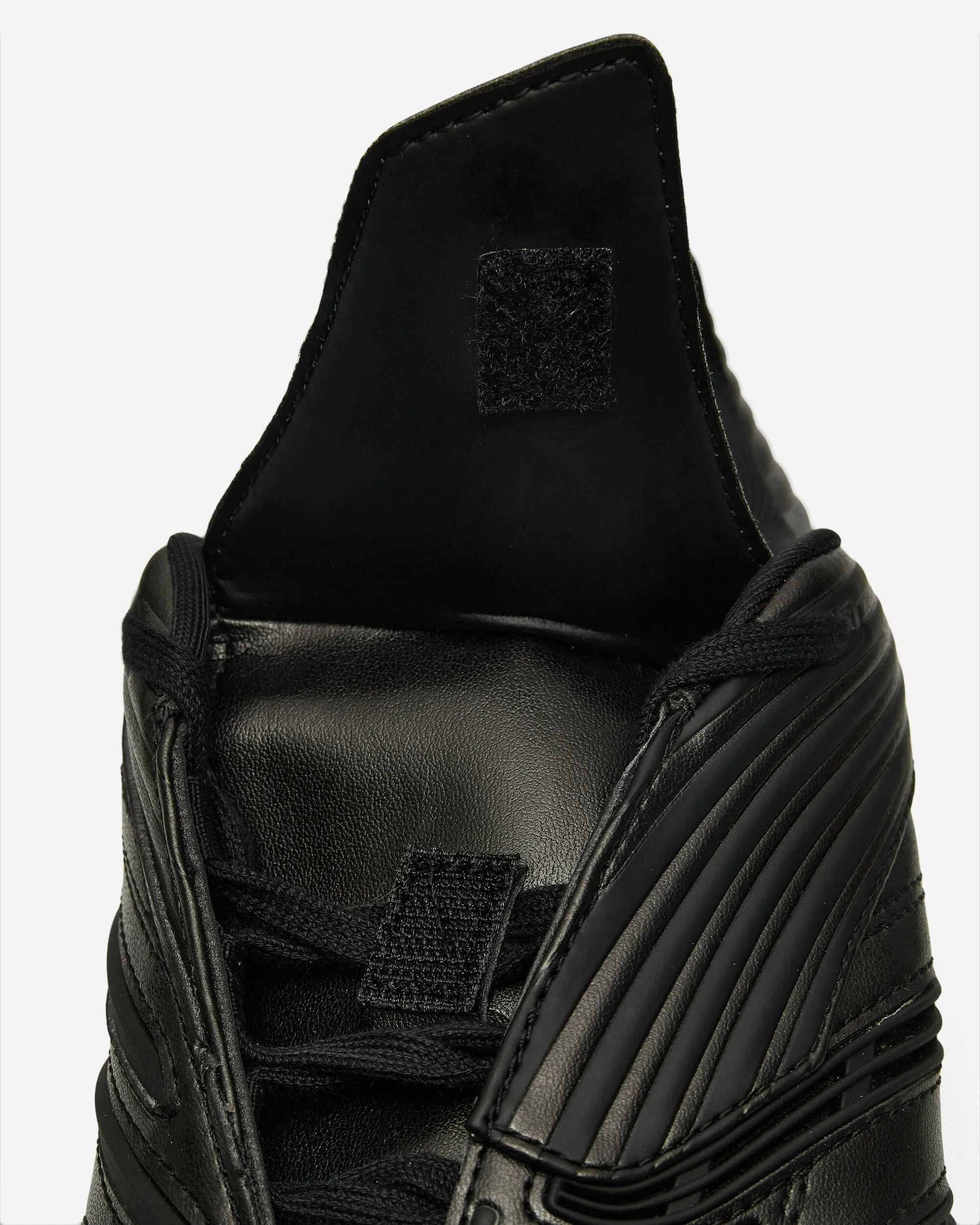 Hyper Elastic Polymer Moisture Wicking Inner Layer Predator Megaride Sneakers Core Black