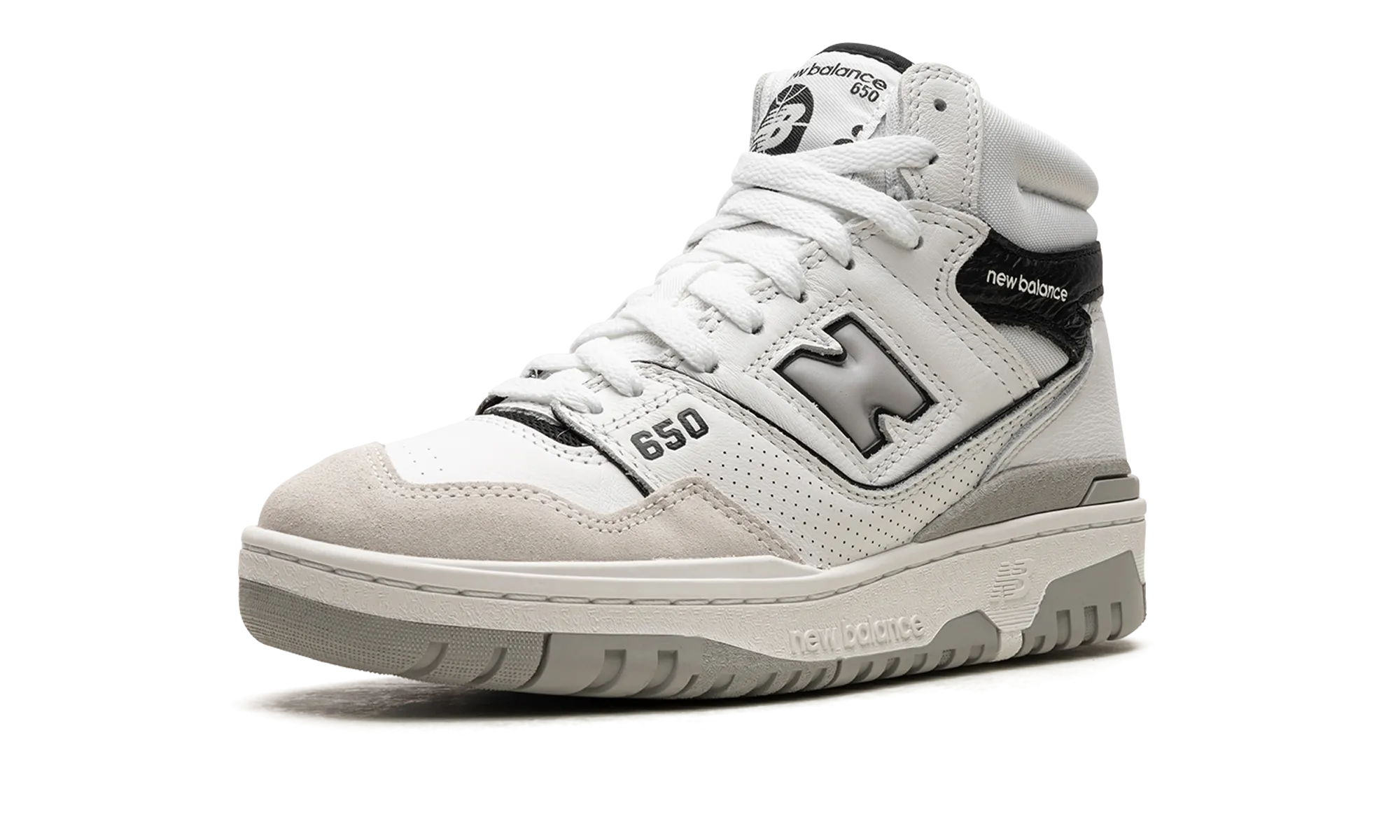 650 "Angora Pack - Black" running in countryside shoes
