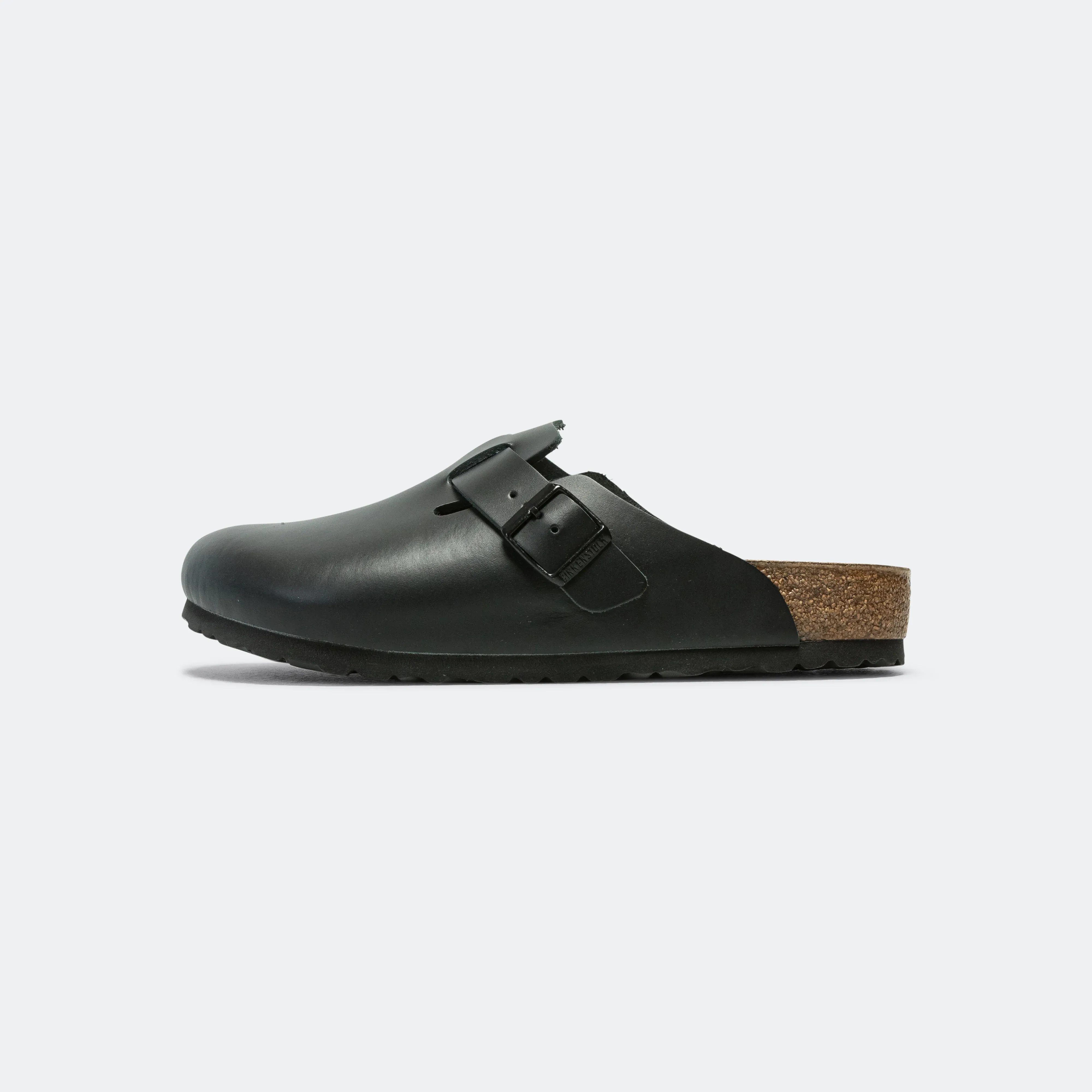 Simple Style Air Friendly Boston - Black Smooth Leather