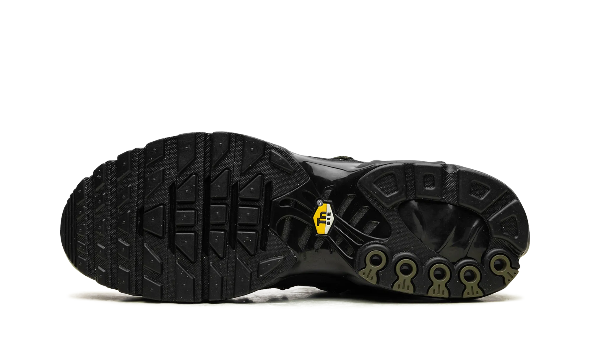 running in an iconic bridge area shoes Gorgeous appearance Air Max Plus Utility "Medium Olive"