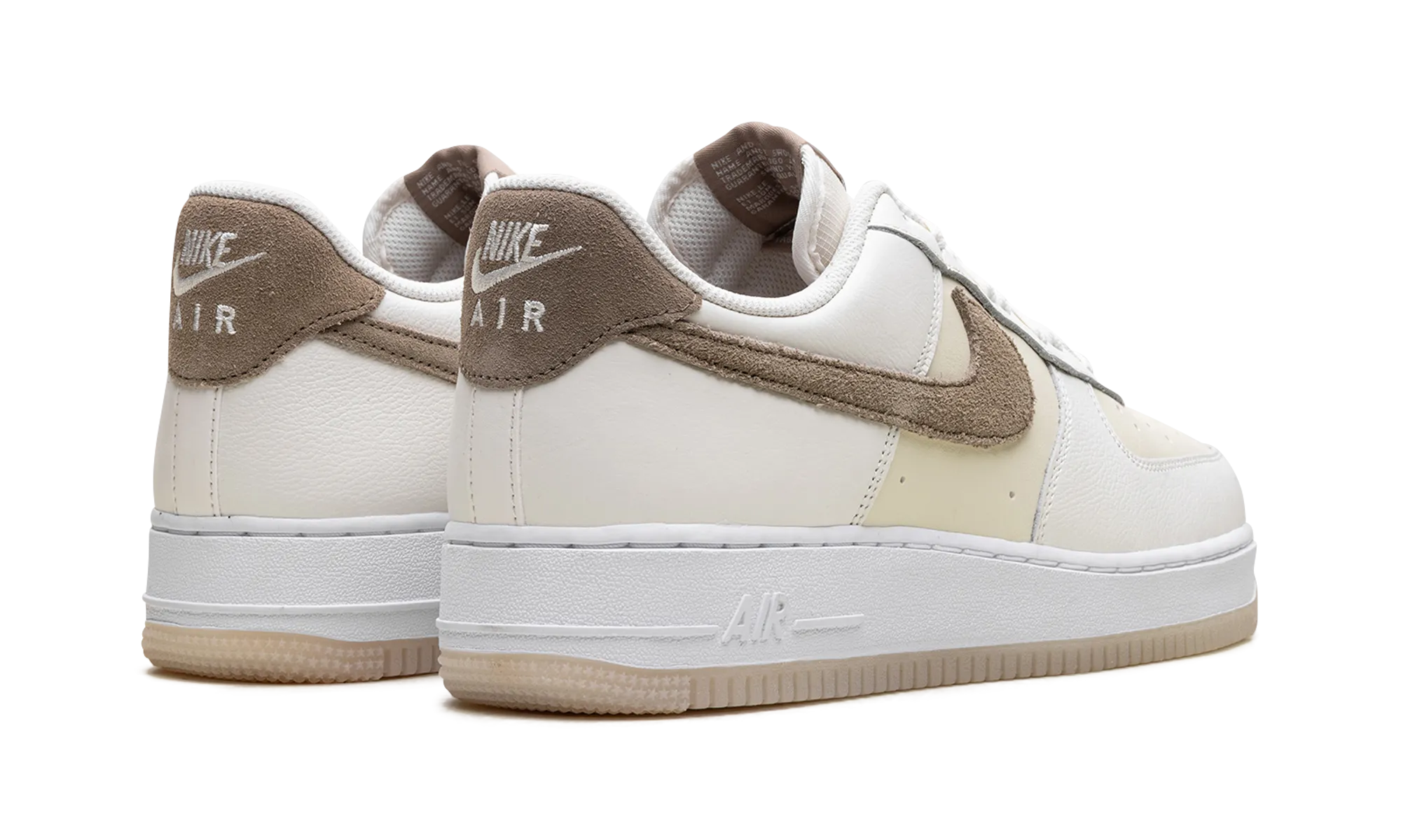 Supportive sole Air Force 1 "Coconut Milk"