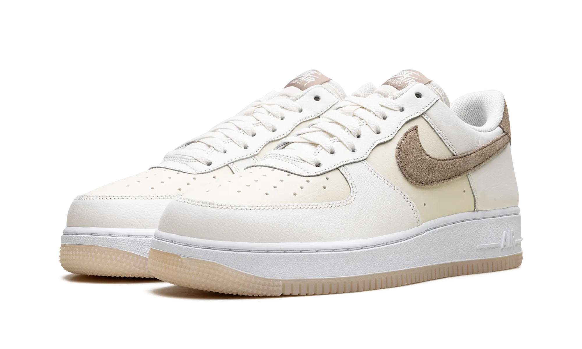 Foot Fit Air Force 1 "Coconut Milk"