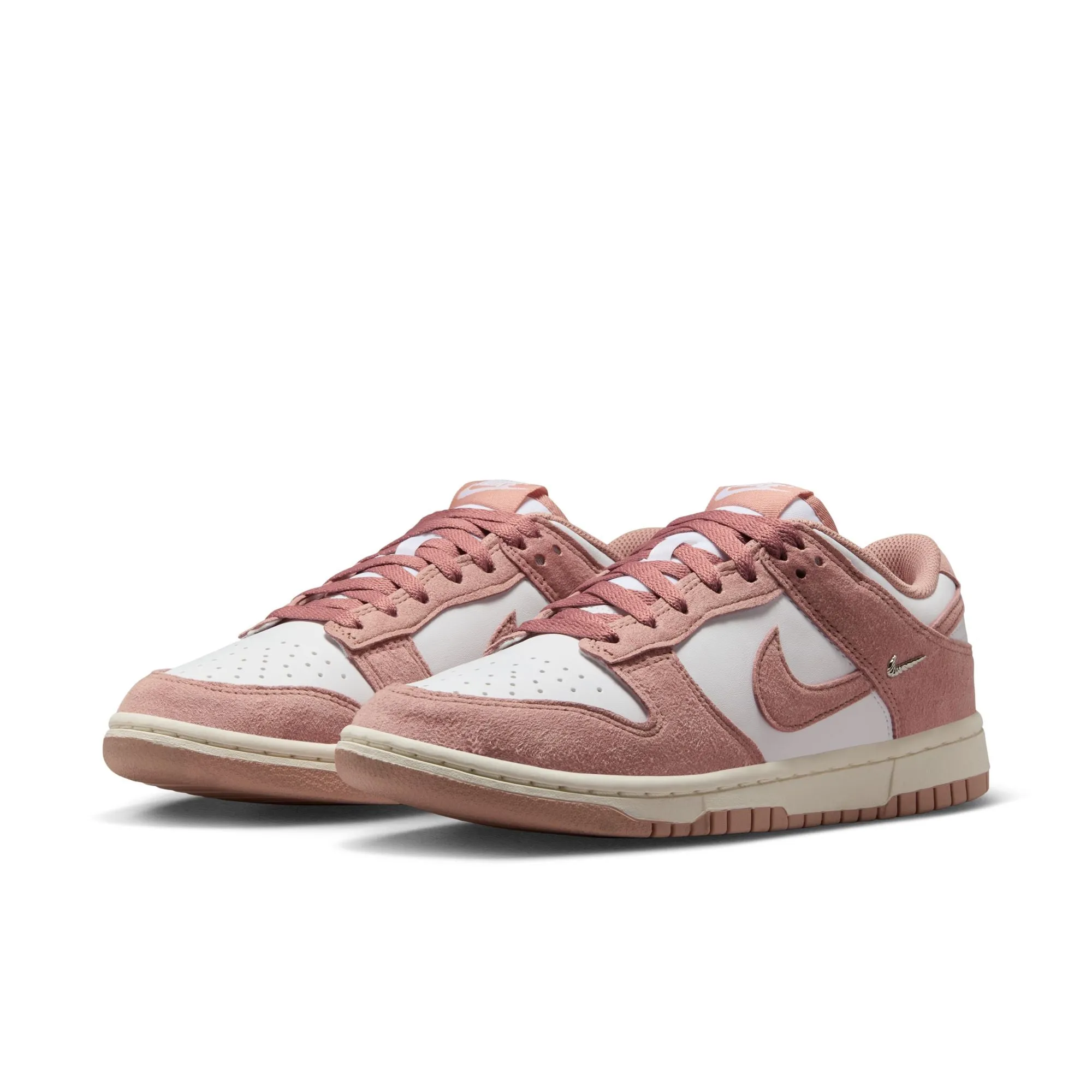 W Nike Dunk Low IB4417-102 Kind Glow Beach Fun