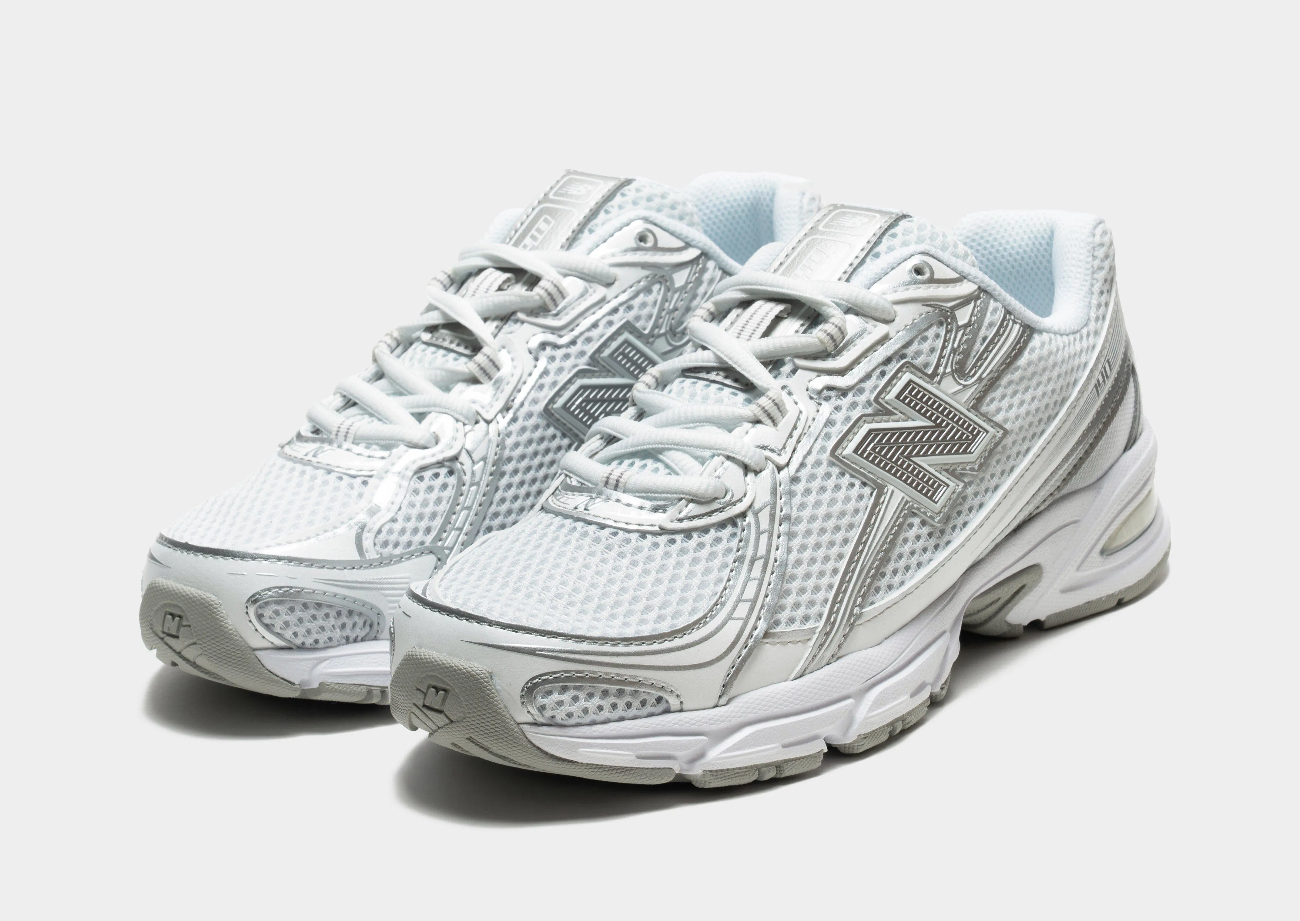 740 Women's beginner shoes