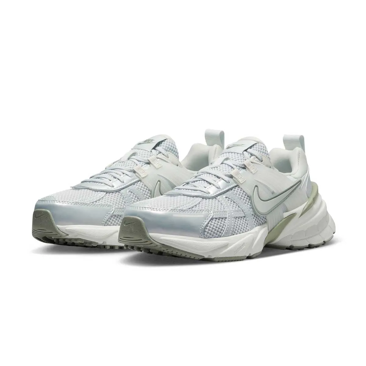 Anti - odor Flexible Sole Wmns V2K Run 'Photon Dust Light Silver'