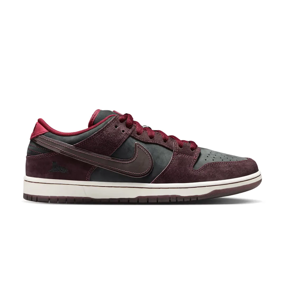   Riot Skate Shop SB Dunk Low 'Mahogany' most dangerous night