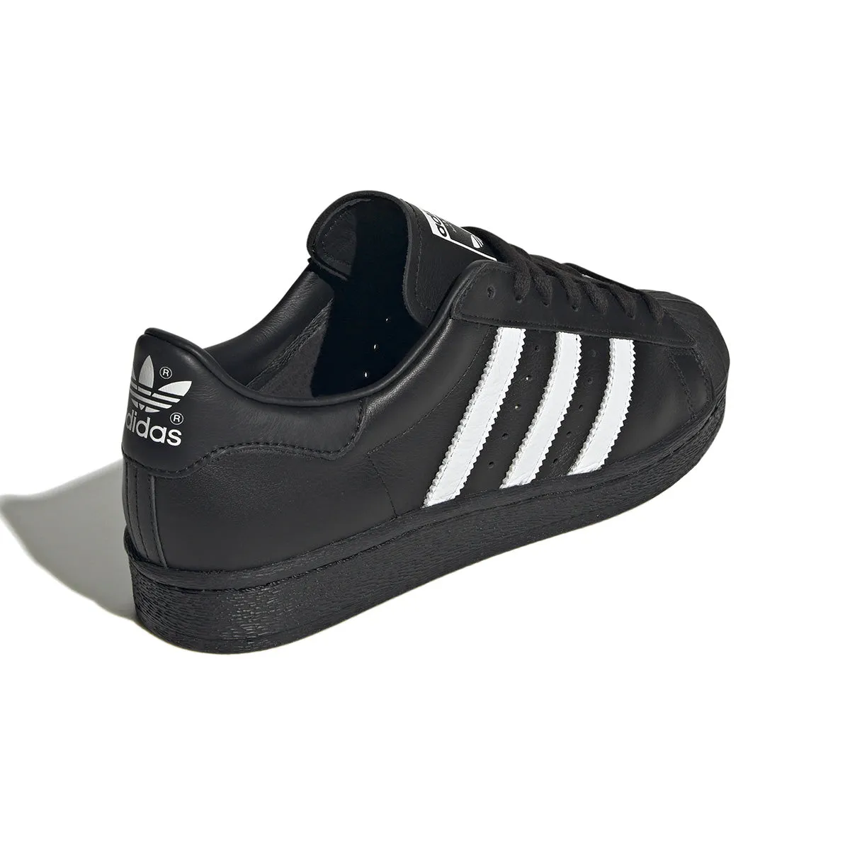 Superstar 82 'Core Black' closed-toe least outdoor